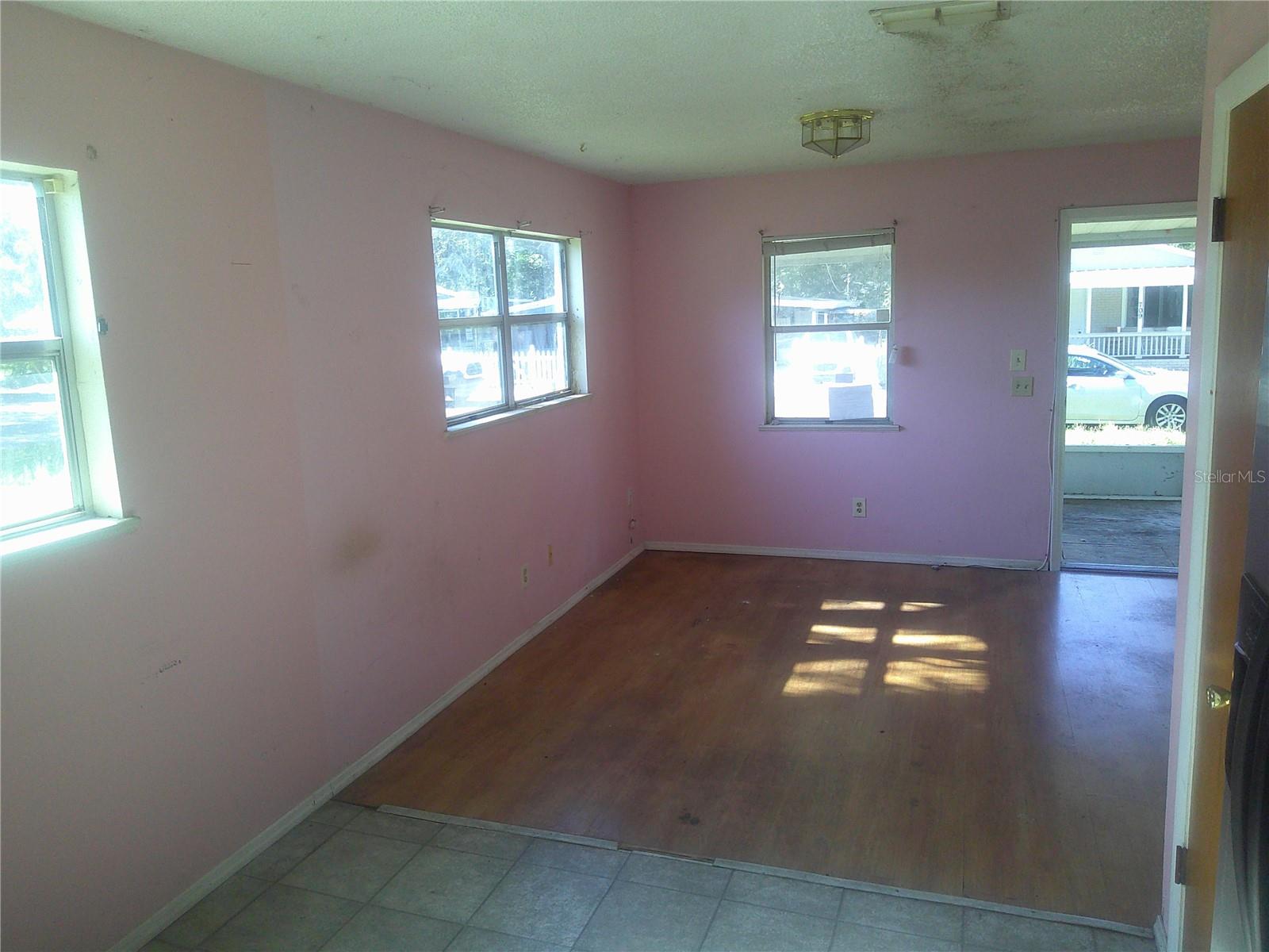 710 E 129TH AVE, TAMPA, FL, 33612