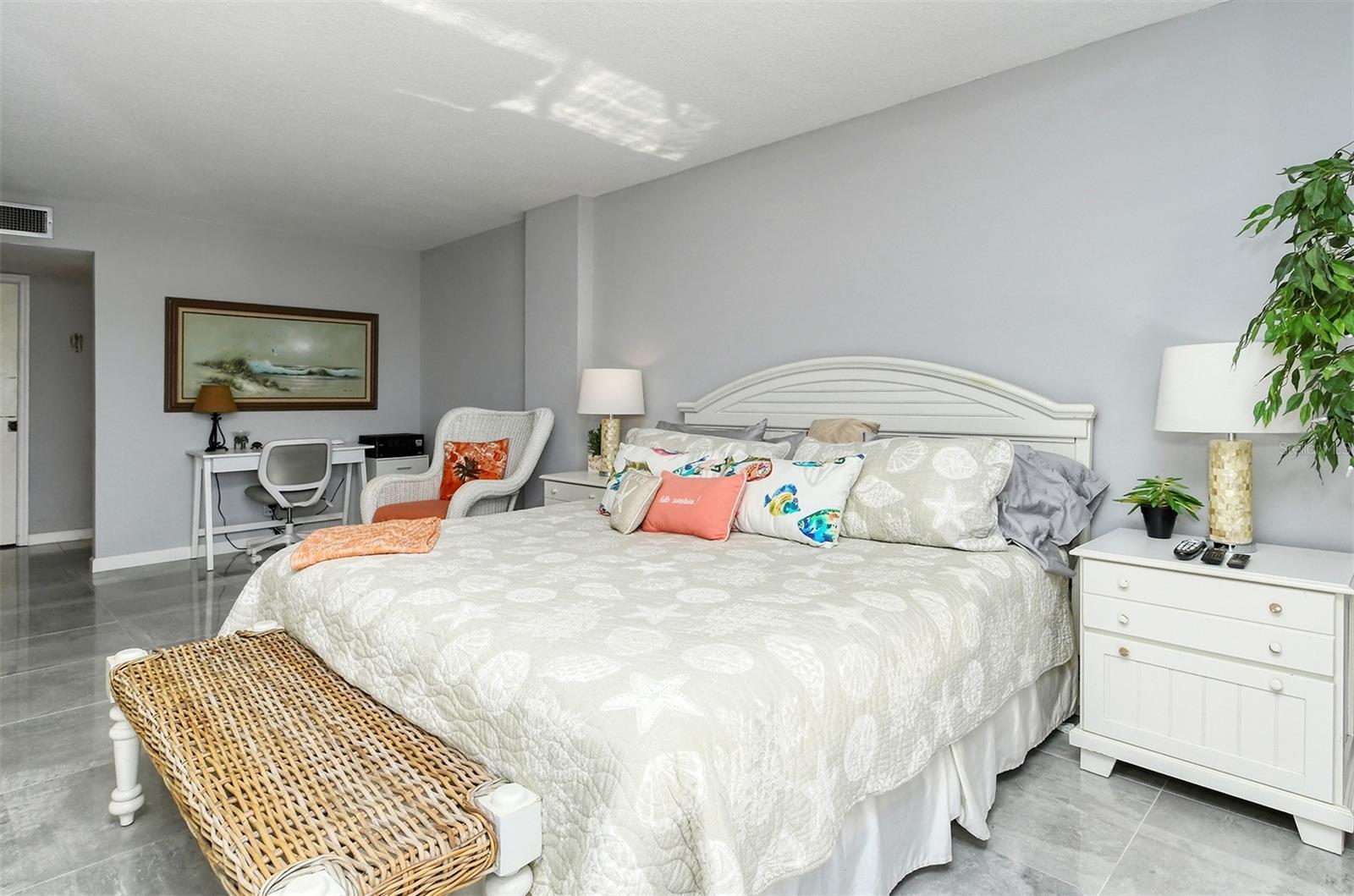 6415 MIDNIGHT PASS RD #607, SARASOTA, FL, 34242