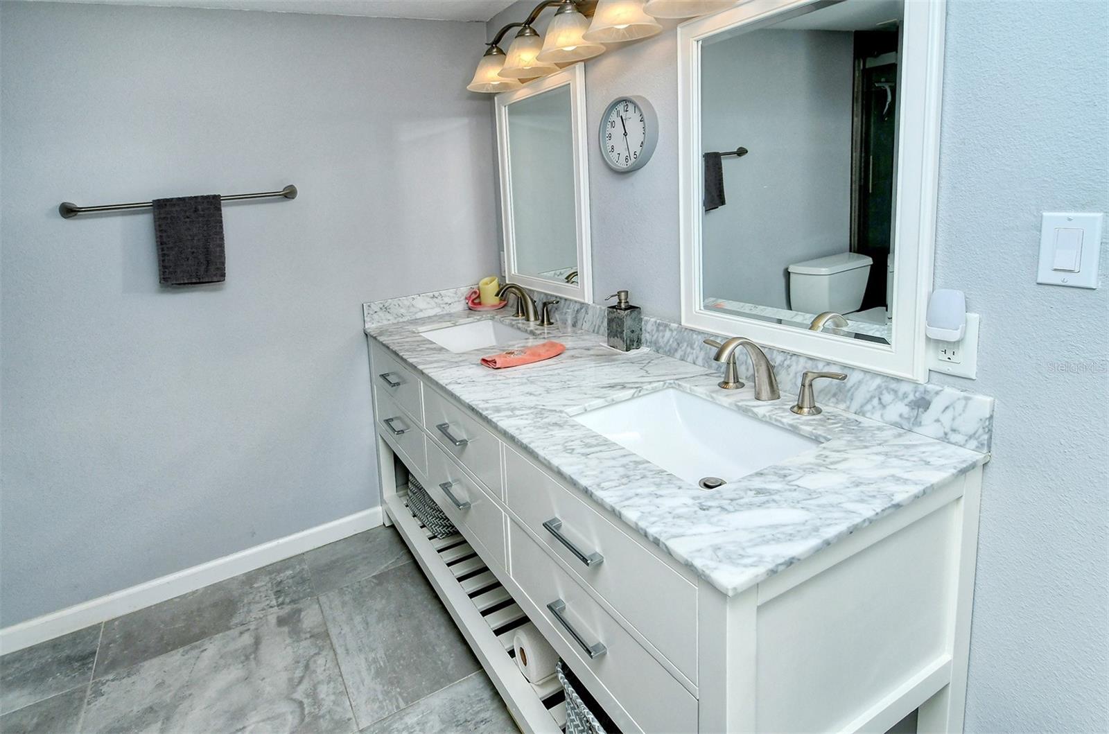6415 MIDNIGHT PASS RD #607, SARASOTA, FL, 34242