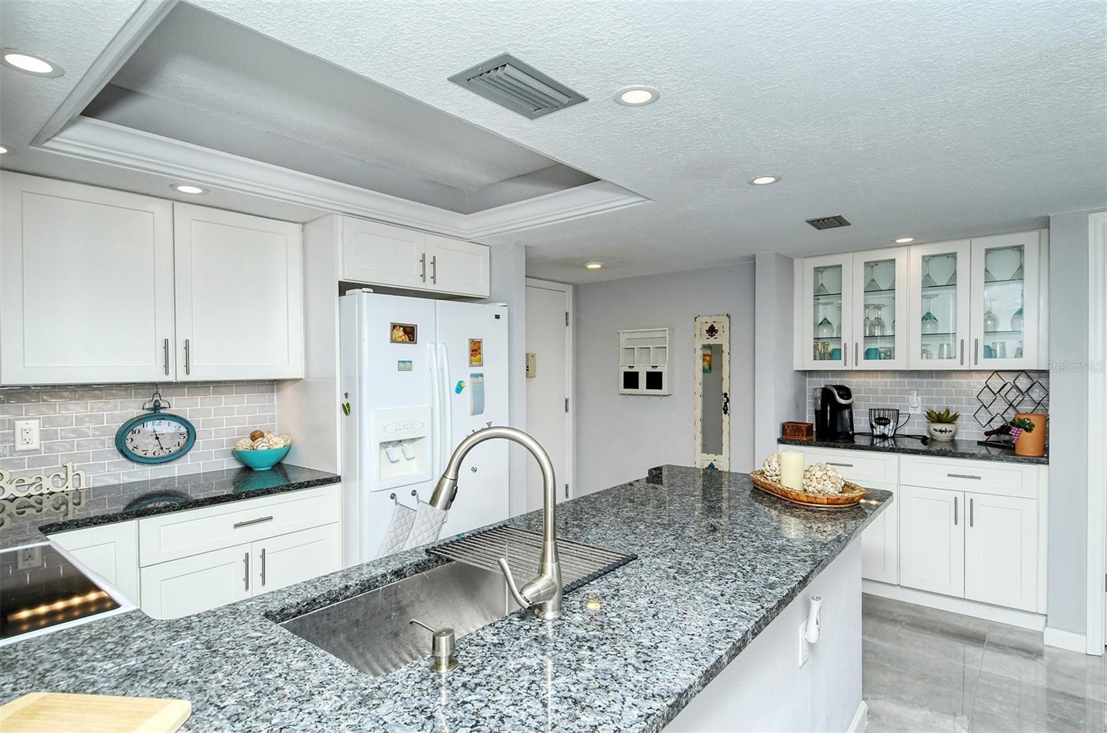6415 MIDNIGHT PASS RD #607, SARASOTA, FL, 34242
