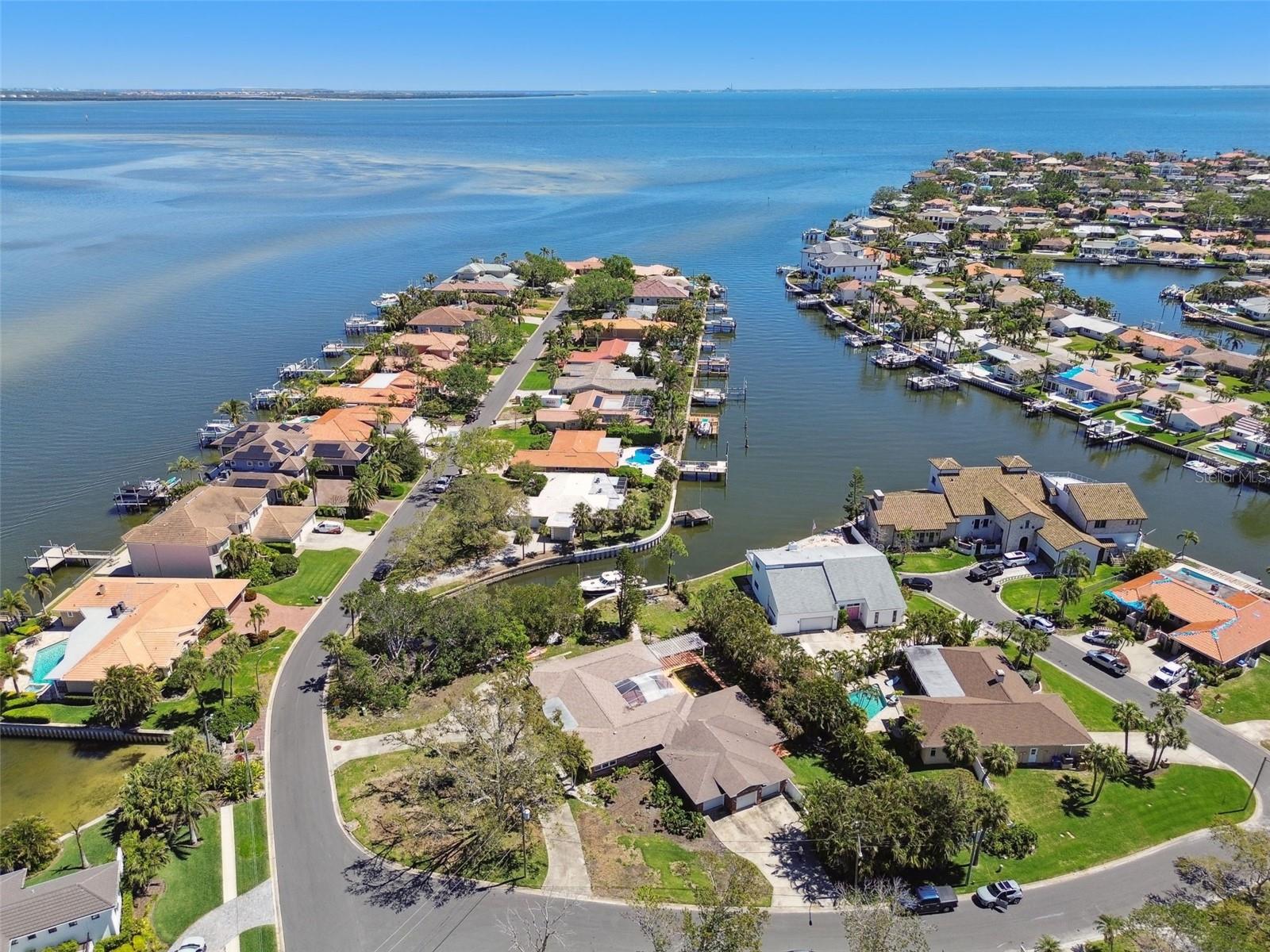 2180 BAYOU GRANDE BLVD NE, ST PETERSBURG, FL, 33703