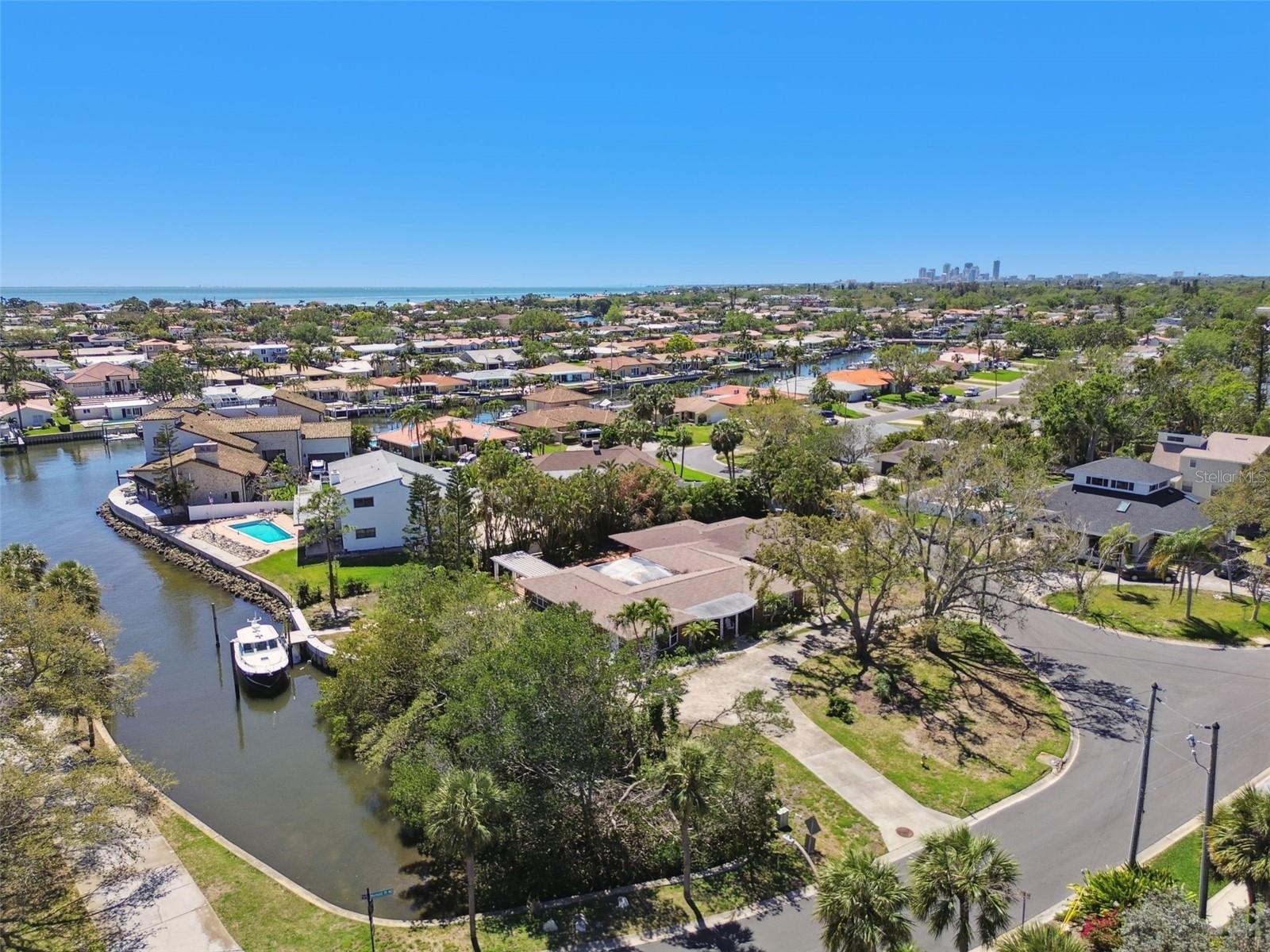 2180 BAYOU GRANDE BLVD NE, ST PETERSBURG, FL, 33703