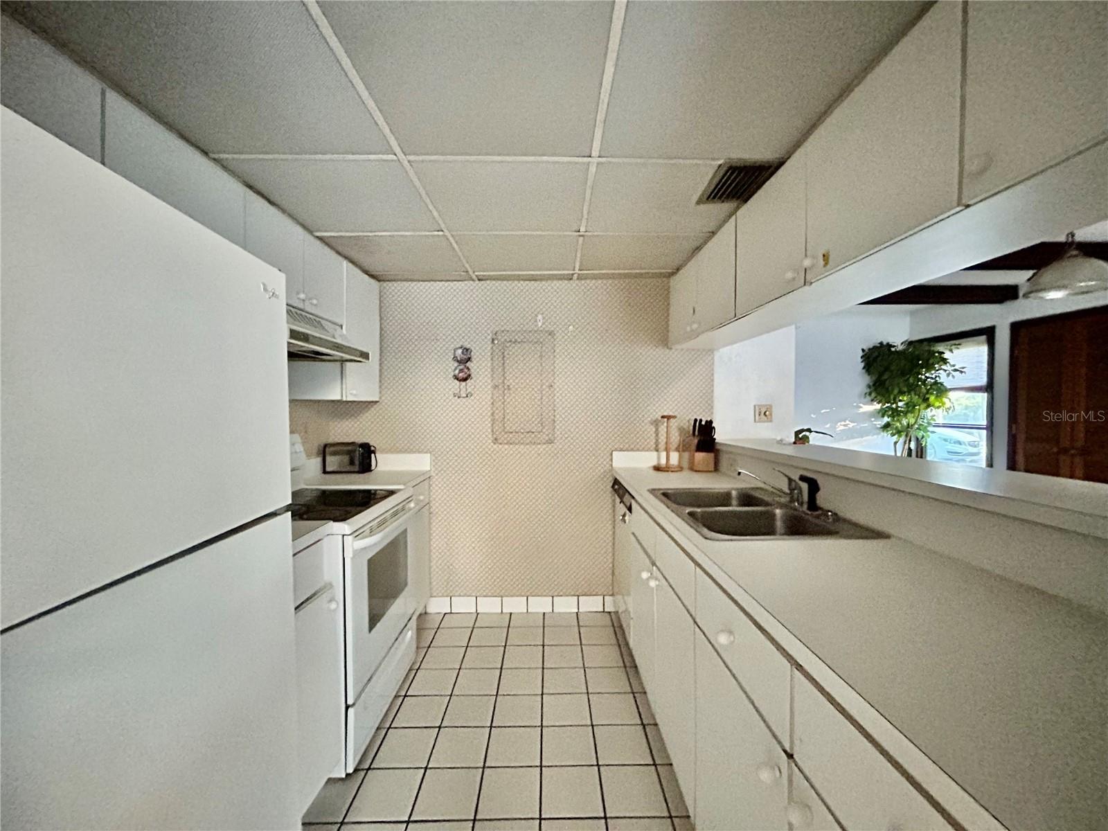 2090 CORNER LAKE DR #E, HAINES CITY, FL, 33844