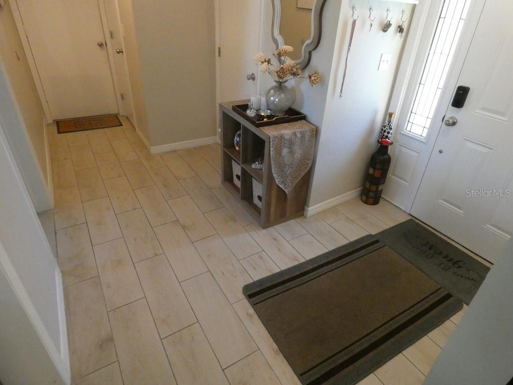 670 KIRKLAND CIR, DUNEDIN, FL, 34698