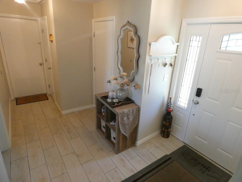 670 KIRKLAND CIR, DUNEDIN, FL, 34698