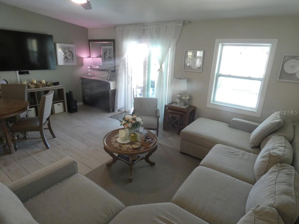 670 KIRKLAND CIR, DUNEDIN, FL, 34698
