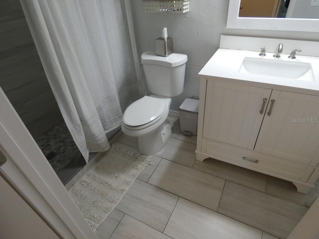 670 KIRKLAND CIR, DUNEDIN, FL, 34698
