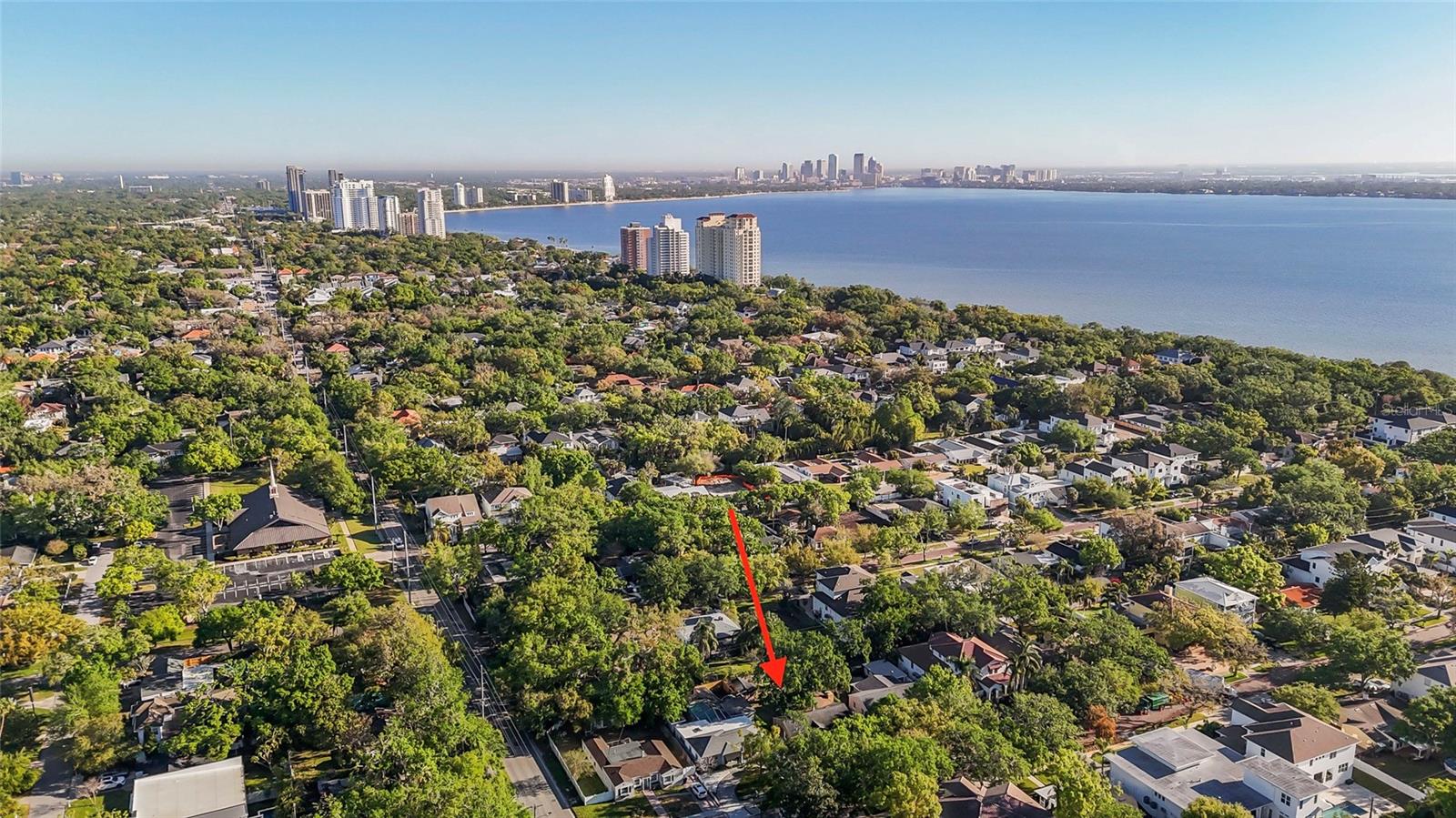 2931 W COACHMAN AVE, TAMPA, FL, 33611