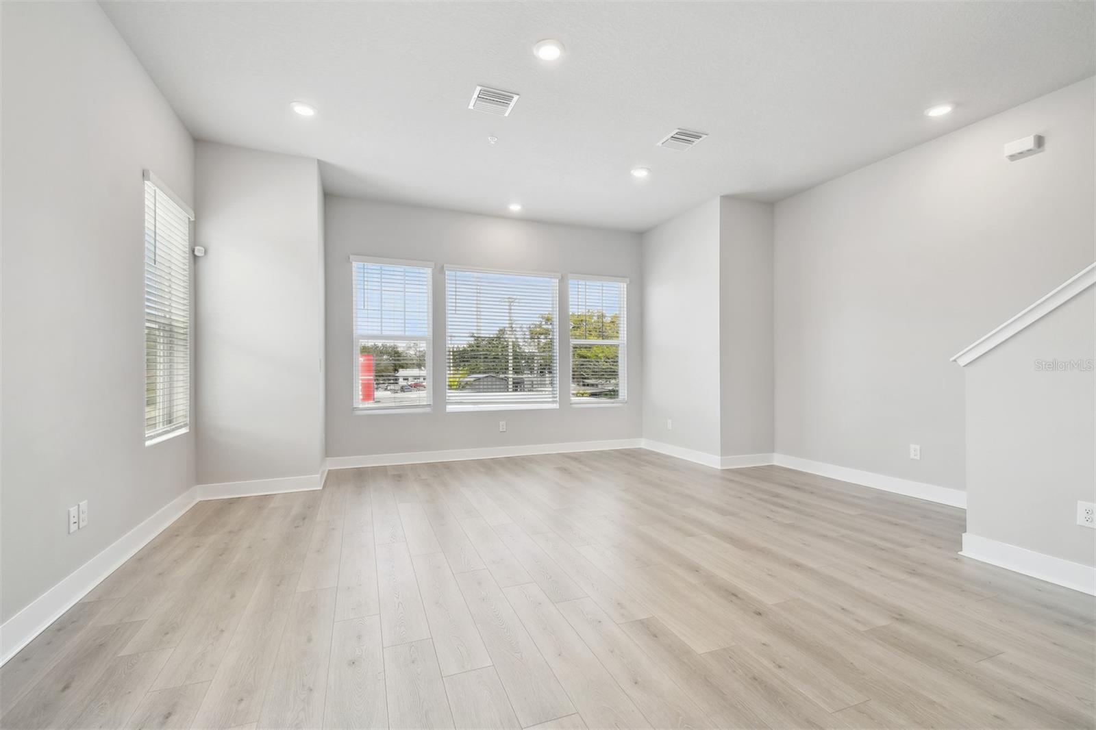 6605 N NEBRASKA AVE #30, TAMPA, FL, 33604