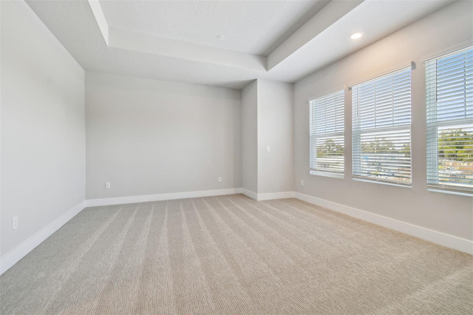 6605 N NEBRASKA AVE #30, TAMPA, FL, 33604