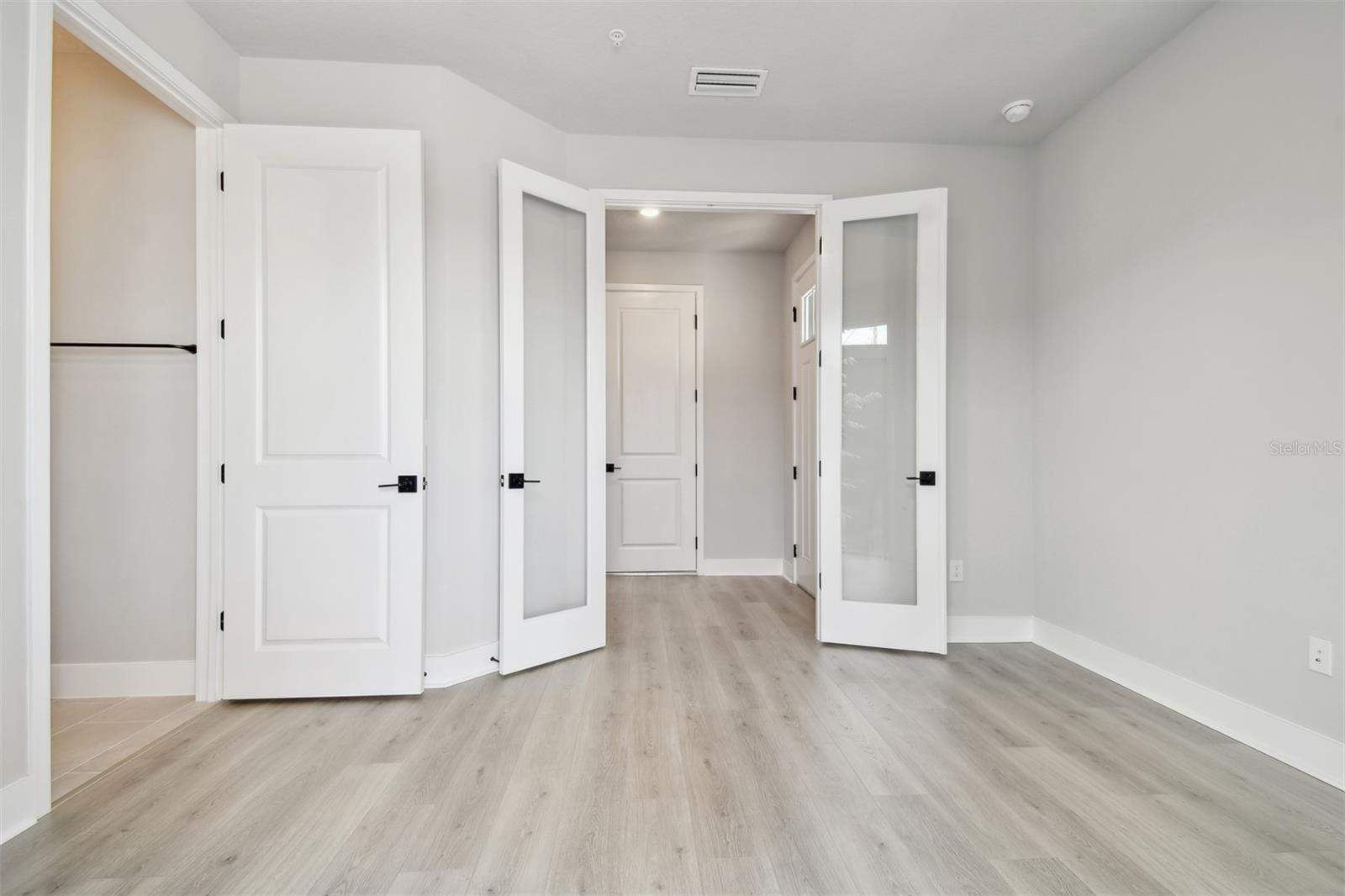 6605 N NEBRASKA AVE #30, TAMPA, FL, 33604