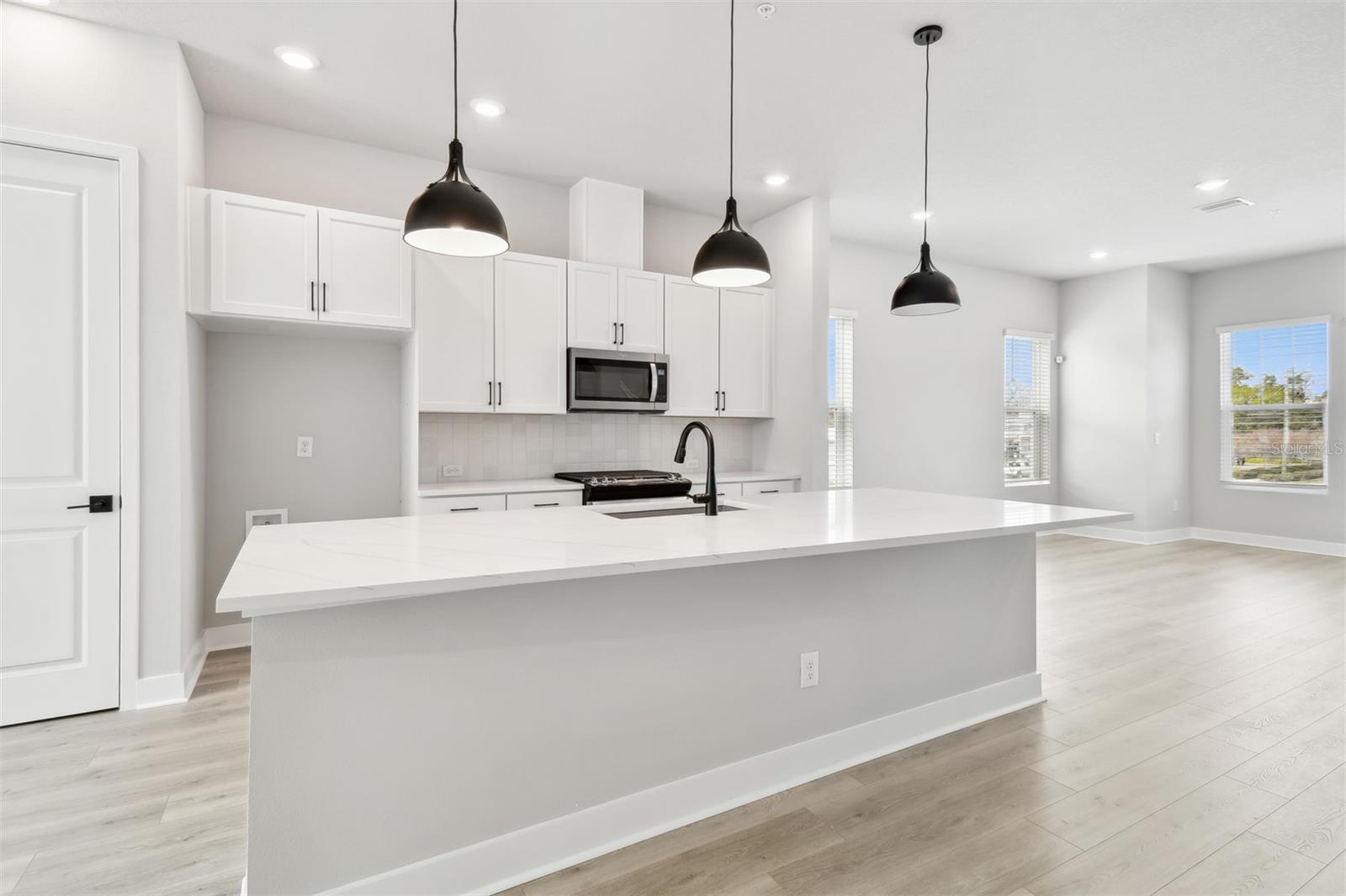 6605 N NEBRASKA AVE #30, TAMPA, FL, 33604