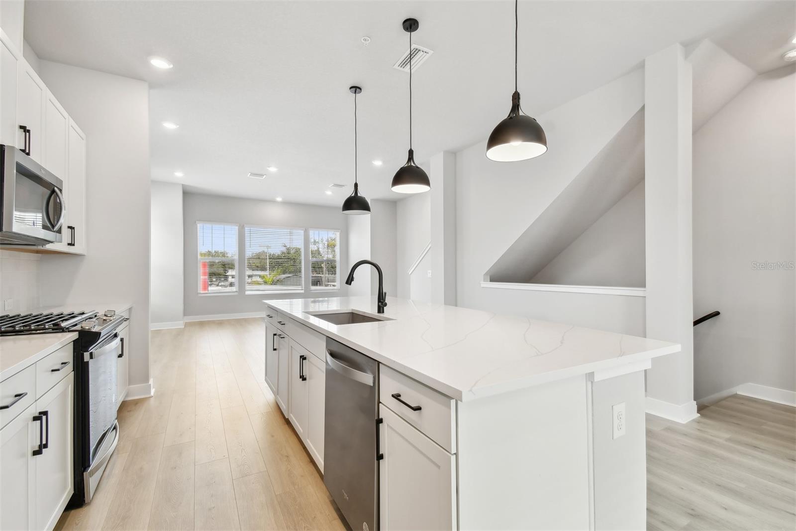 6605 N NEBRASKA AVE #30, TAMPA, FL, 33604