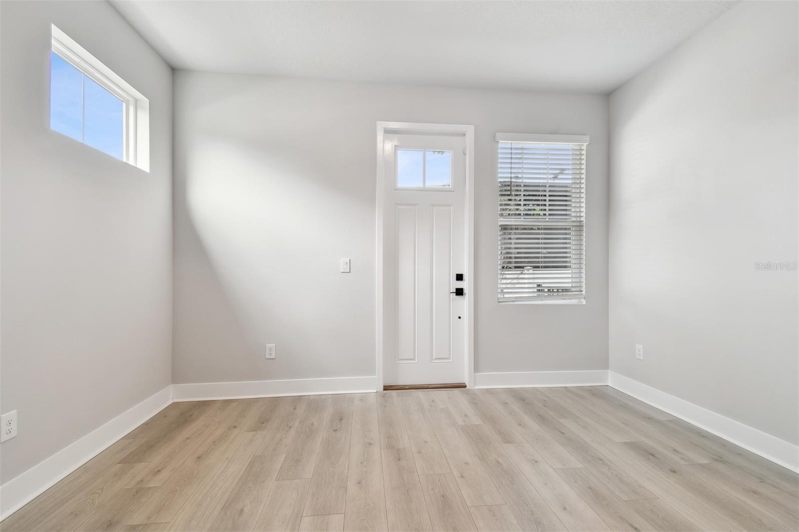 6605 N NEBRASKA AVE #30, TAMPA, FL, 33604