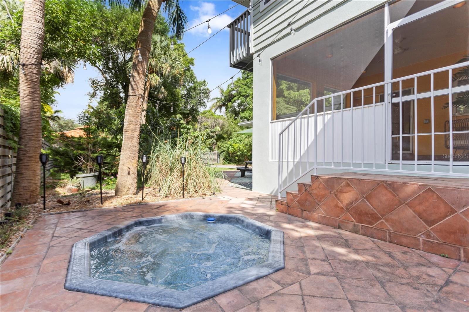 2217 BREVARD RD NE, ST PETERSBURG, FL, 33704