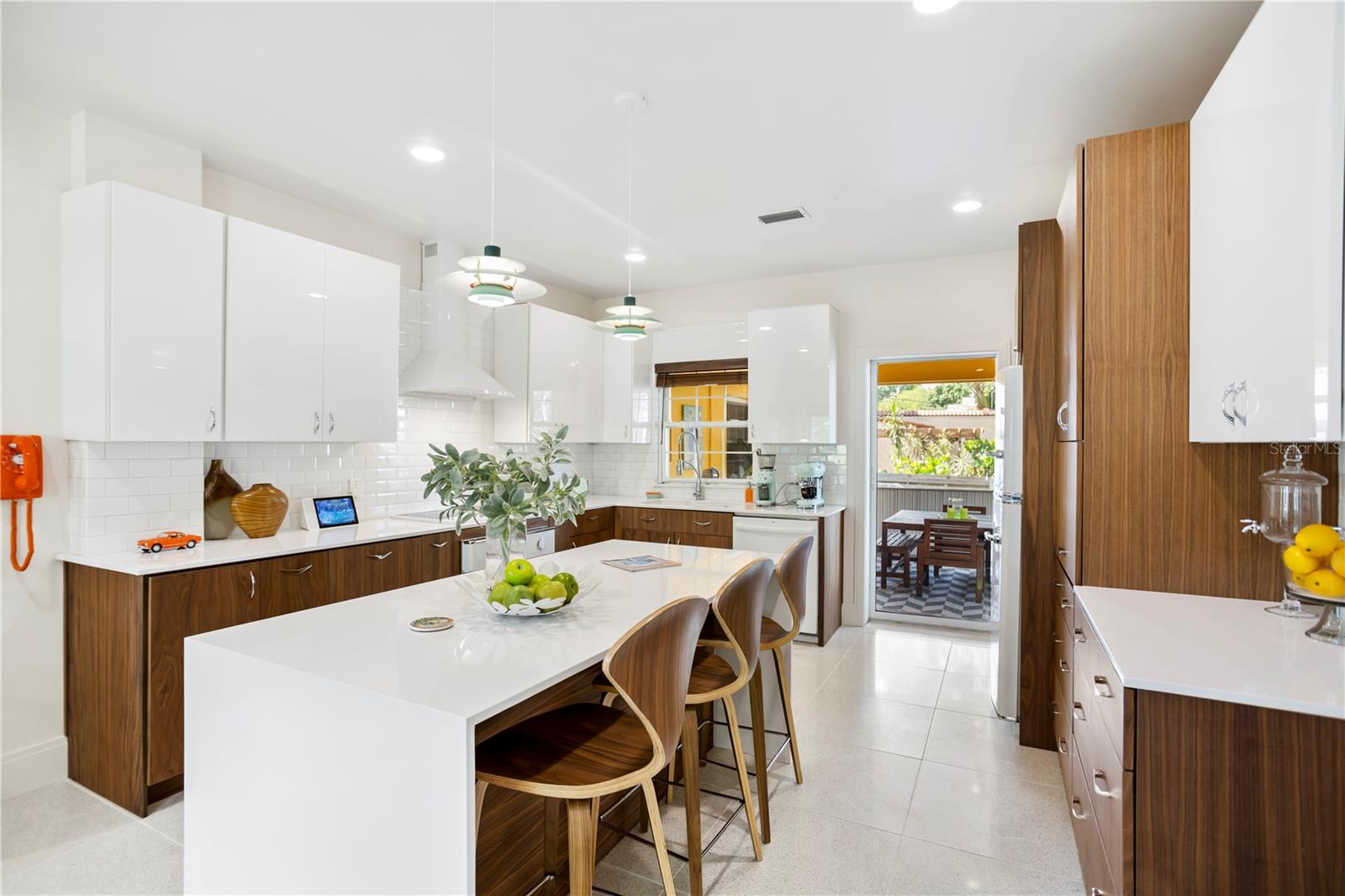 2217 BREVARD RD NE, ST PETERSBURG, FL, 33704