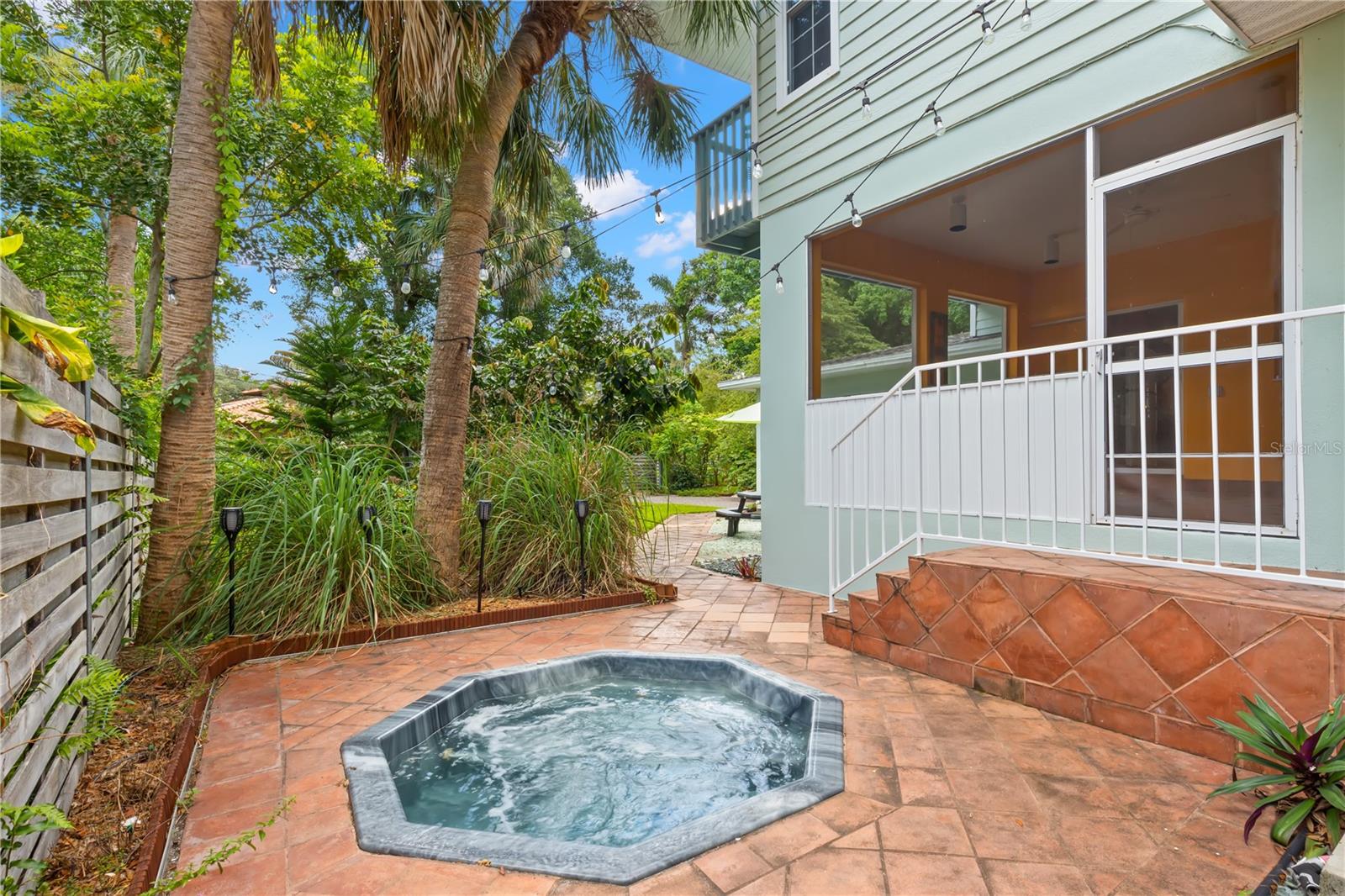 2217 BREVARD RD NE, ST PETERSBURG, FL, 33704