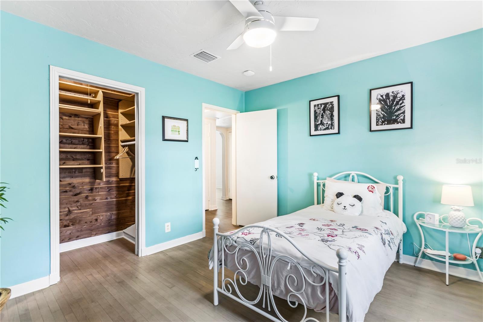 2217 BREVARD RD NE, ST PETERSBURG, FL, 33704