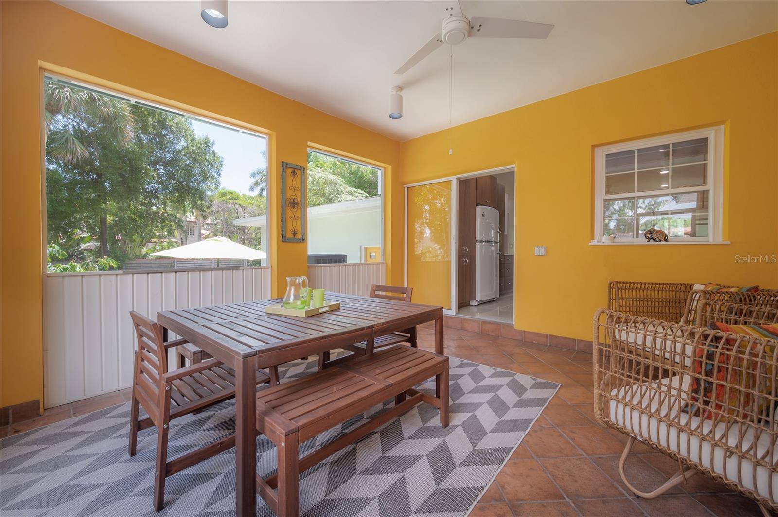 2217 BREVARD RD NE, ST PETERSBURG, FL, 33704