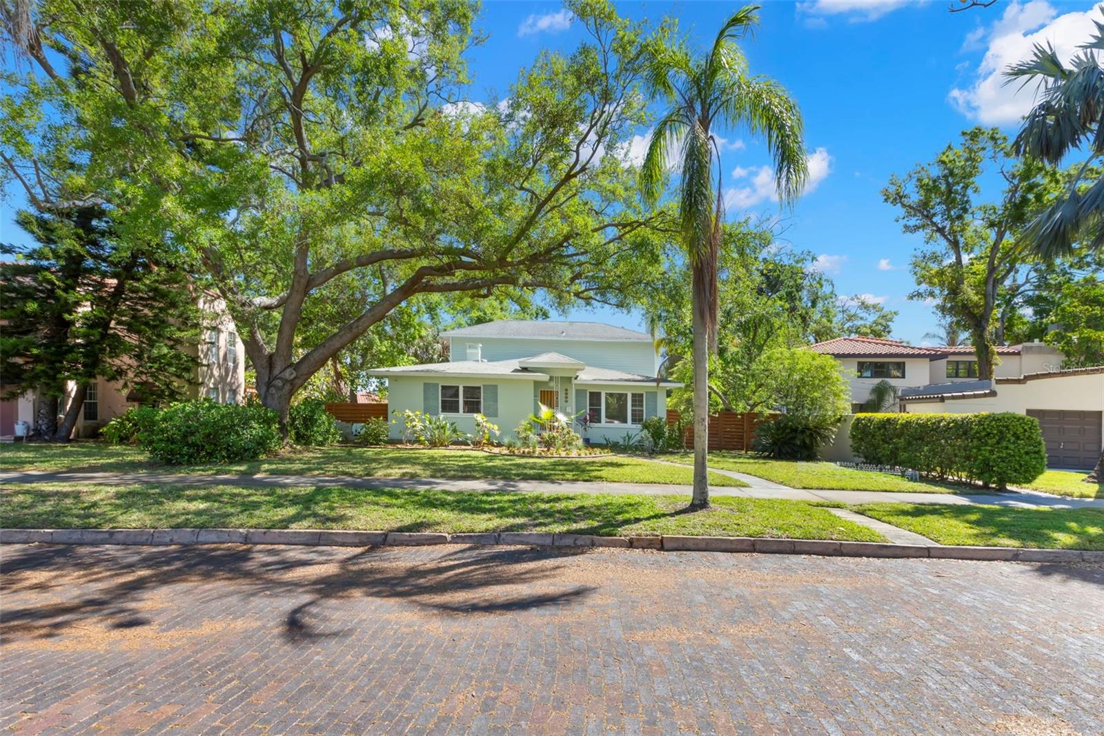 2217 BREVARD RD NE, ST PETERSBURG, FL, 33704