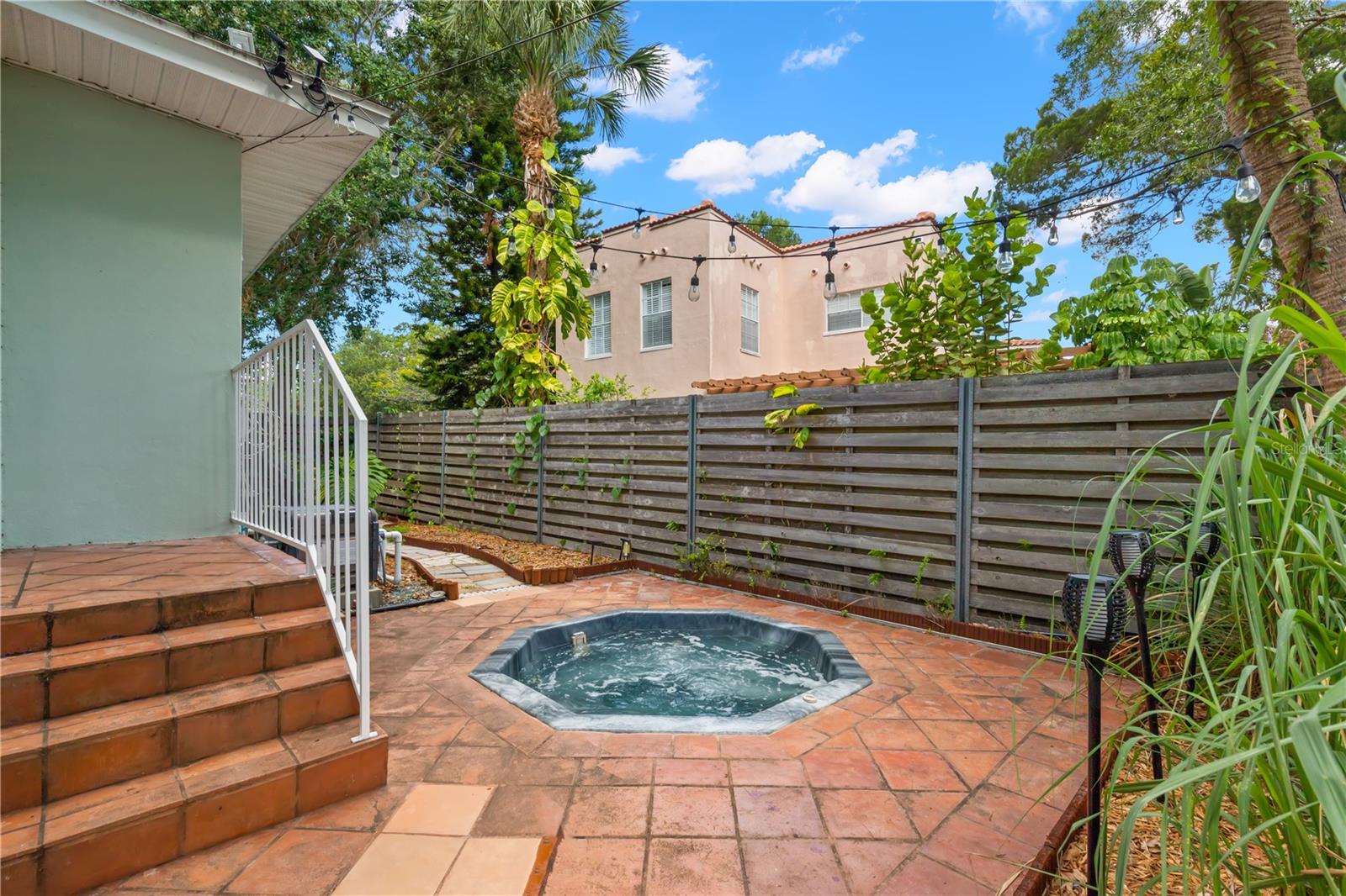 2217 BREVARD RD NE, ST PETERSBURG, FL, 33704