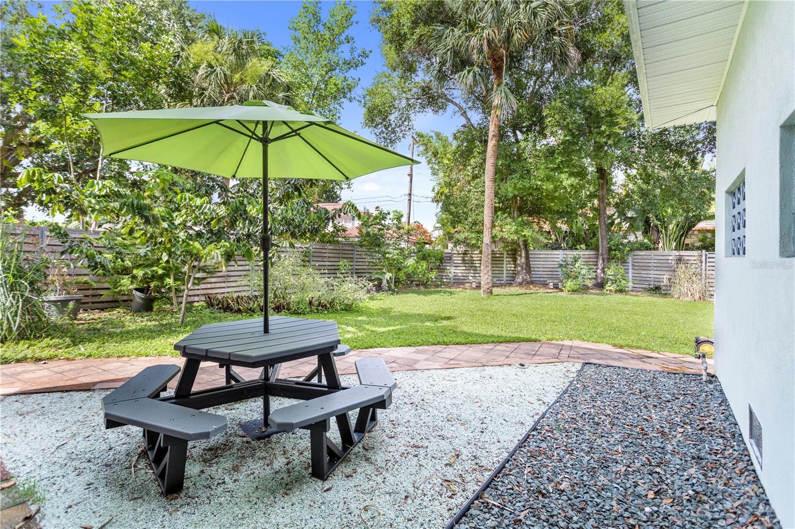 2217 BREVARD RD NE, ST PETERSBURG, FL, 33704