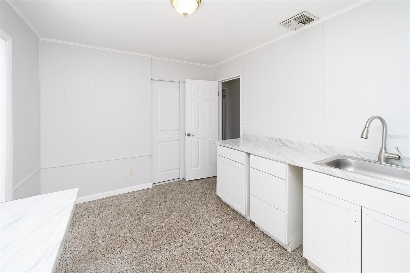 6712 W CLIFTON ST, TAMPA, FL, 33634