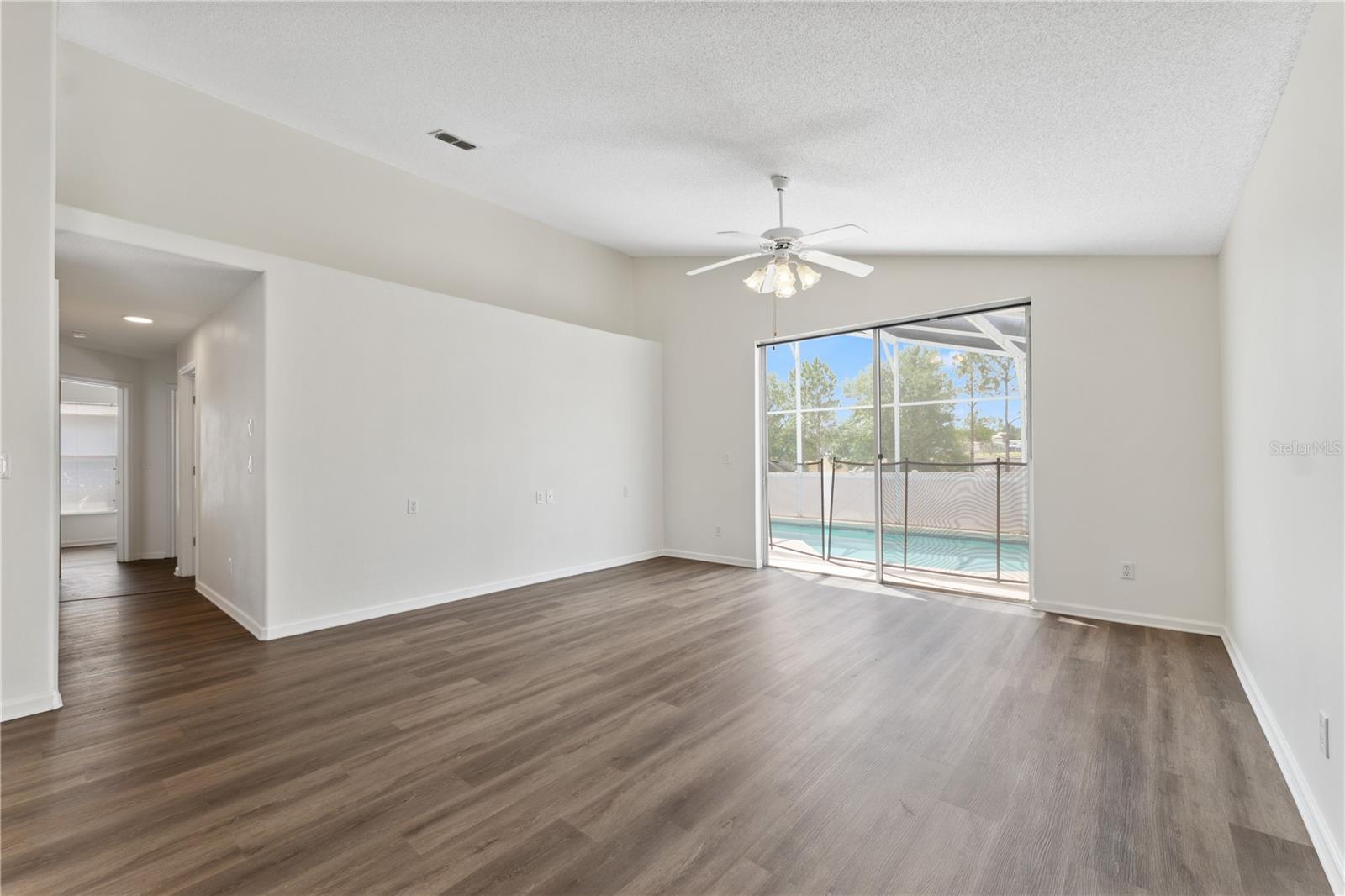15746 AUTUMN GLEN AVE, CLERMONT, FL, 34714