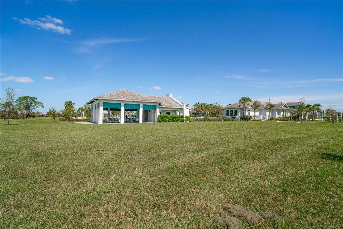 10165 CANAVERAL CIR, SARASOTA, FL, 34241