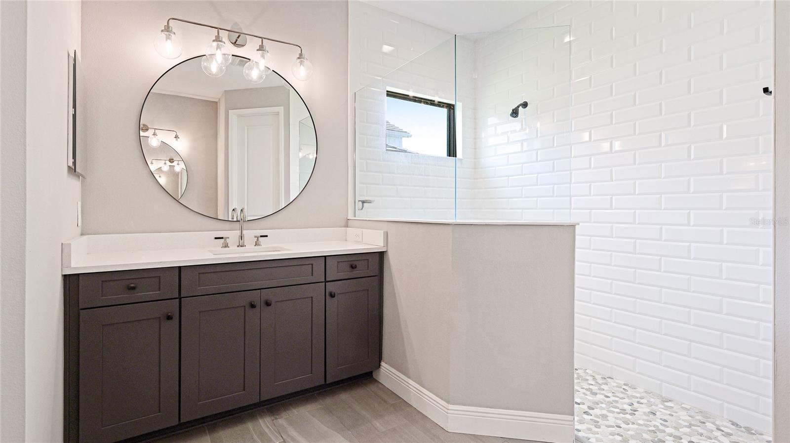 10165 CANAVERAL CIR, SARASOTA, FL, 34241