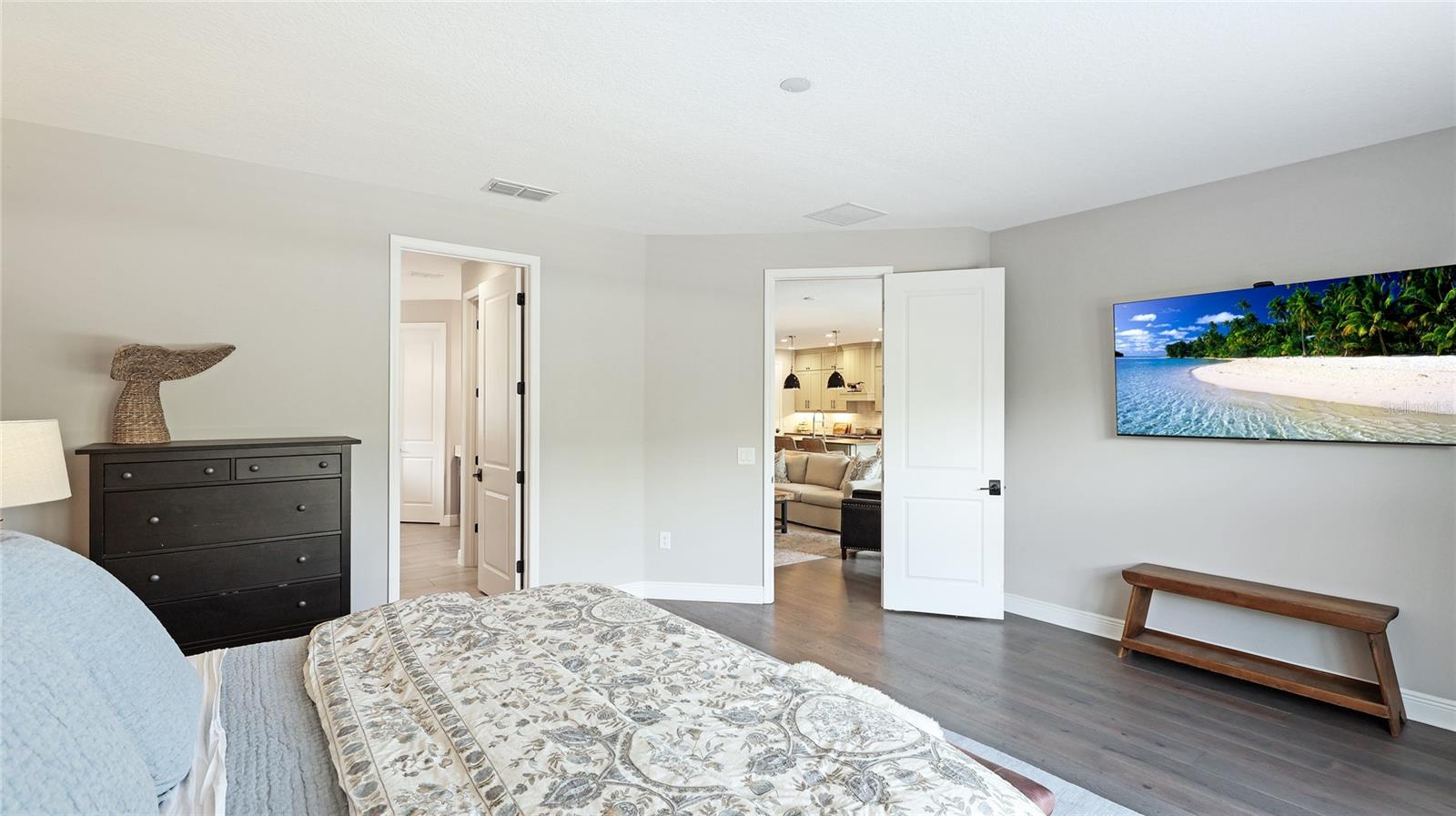 10165 CANAVERAL CIR, SARASOTA, FL, 34241