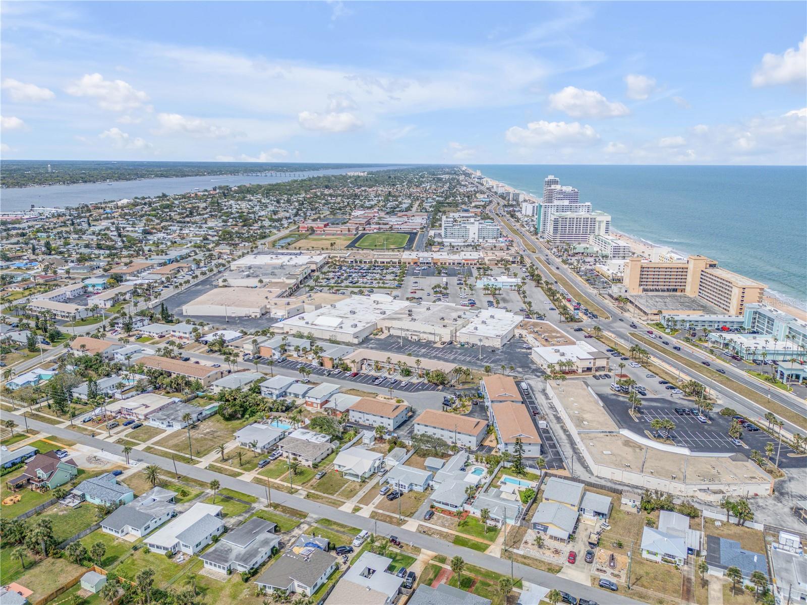 432 AUBURN DR #101, DAYTONA BEACH, FL, 32118
