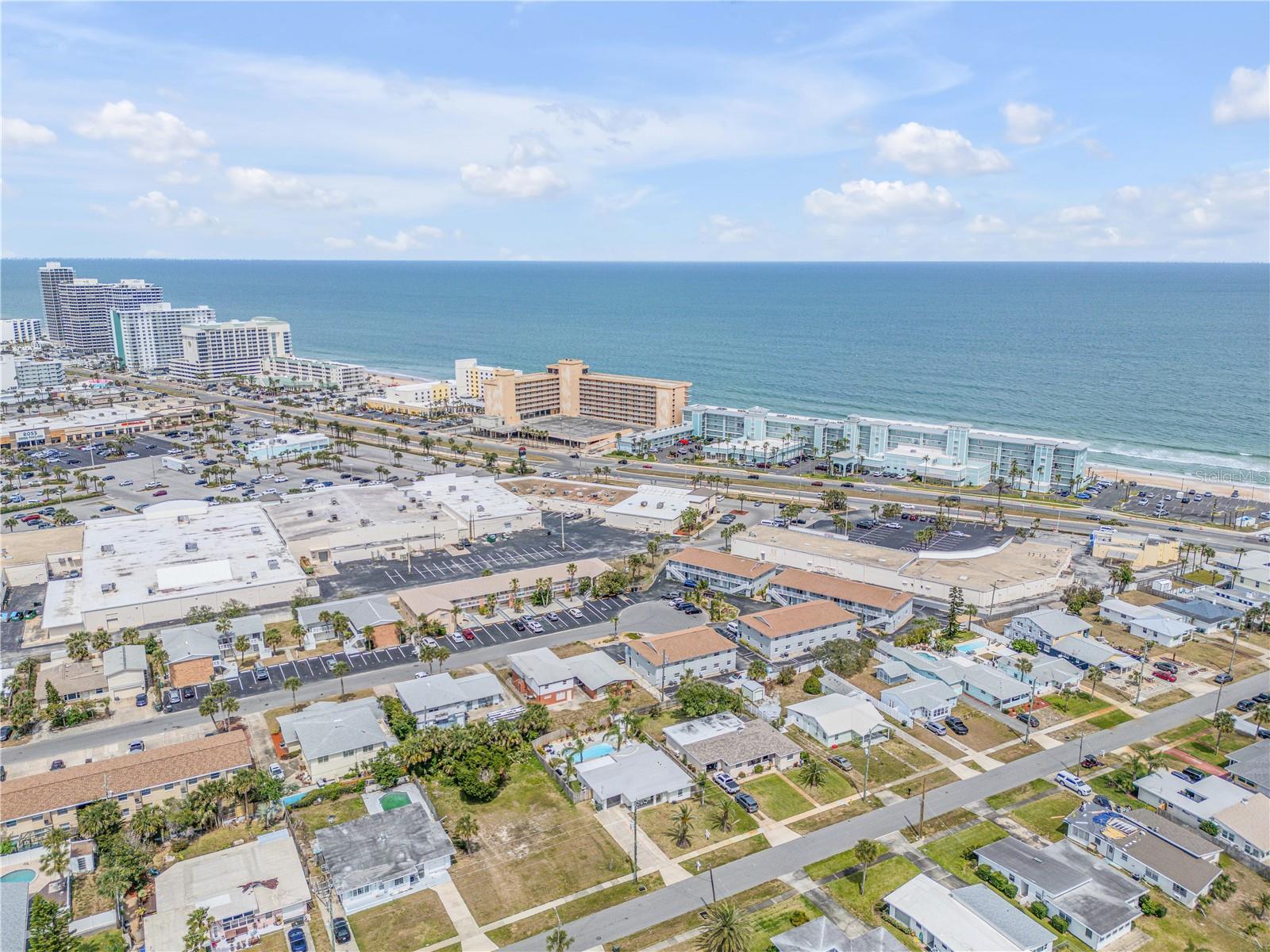432 AUBURN DR #101, DAYTONA BEACH, FL, 32118