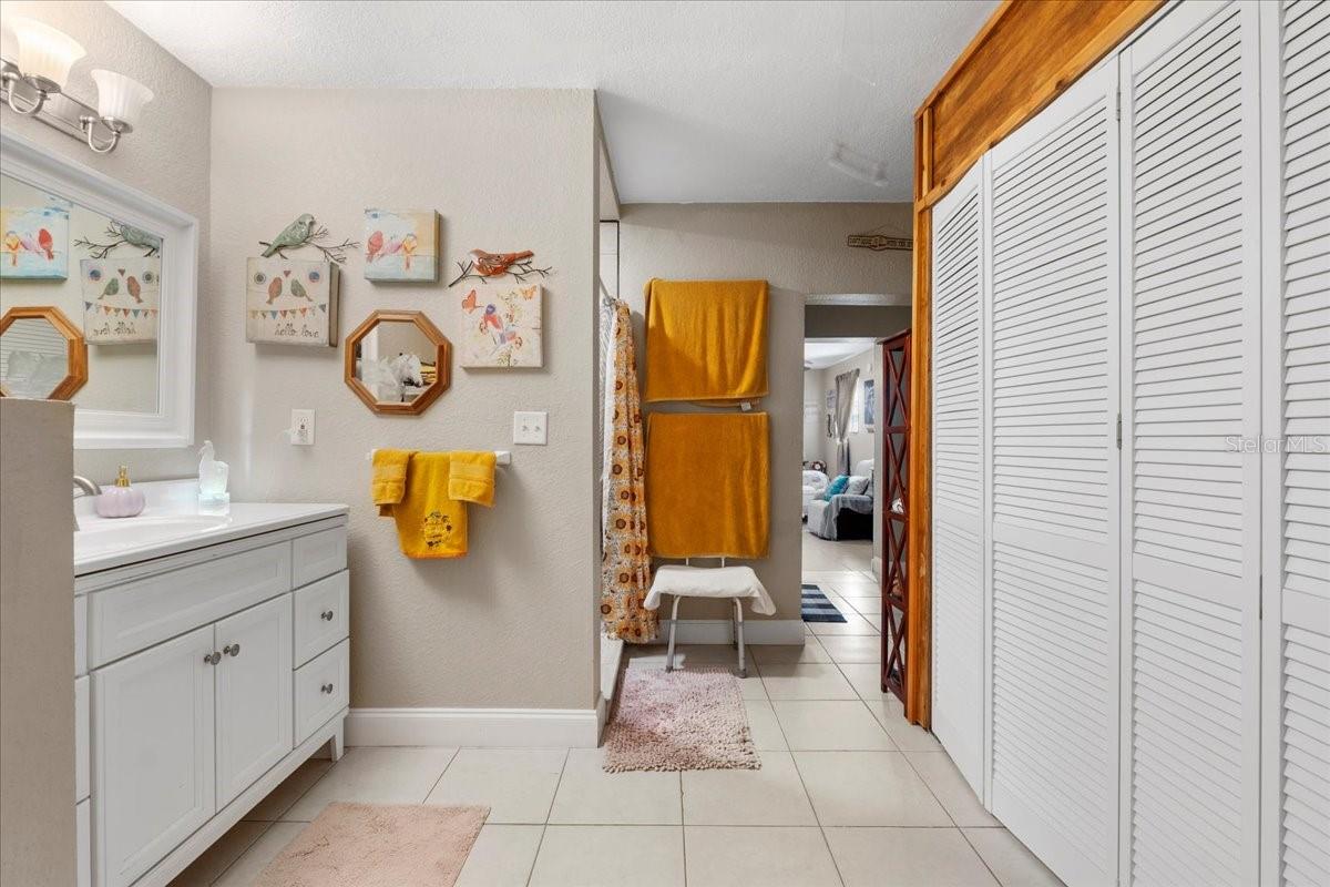 903 S LAKEVIEW AVE, BARTOW, FL, 33830