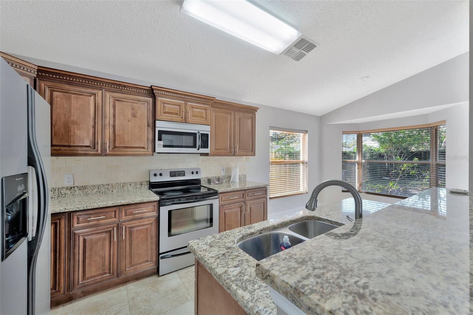 1664 PORTSMOUTH LAKE DR, BRANDON, FL, 33511