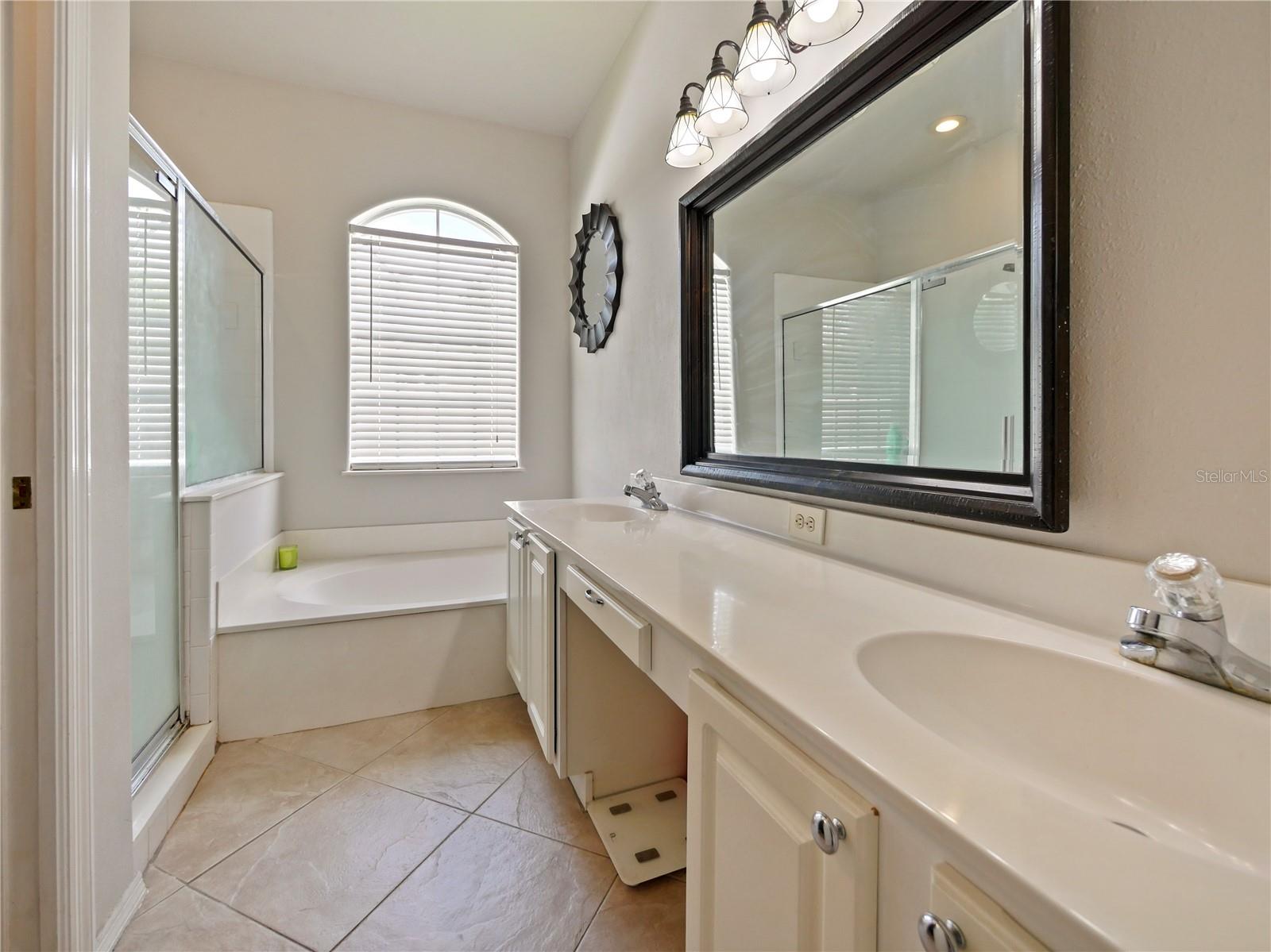 405 CARRIAGE WAY CT, OVIEDO, FL, 32765