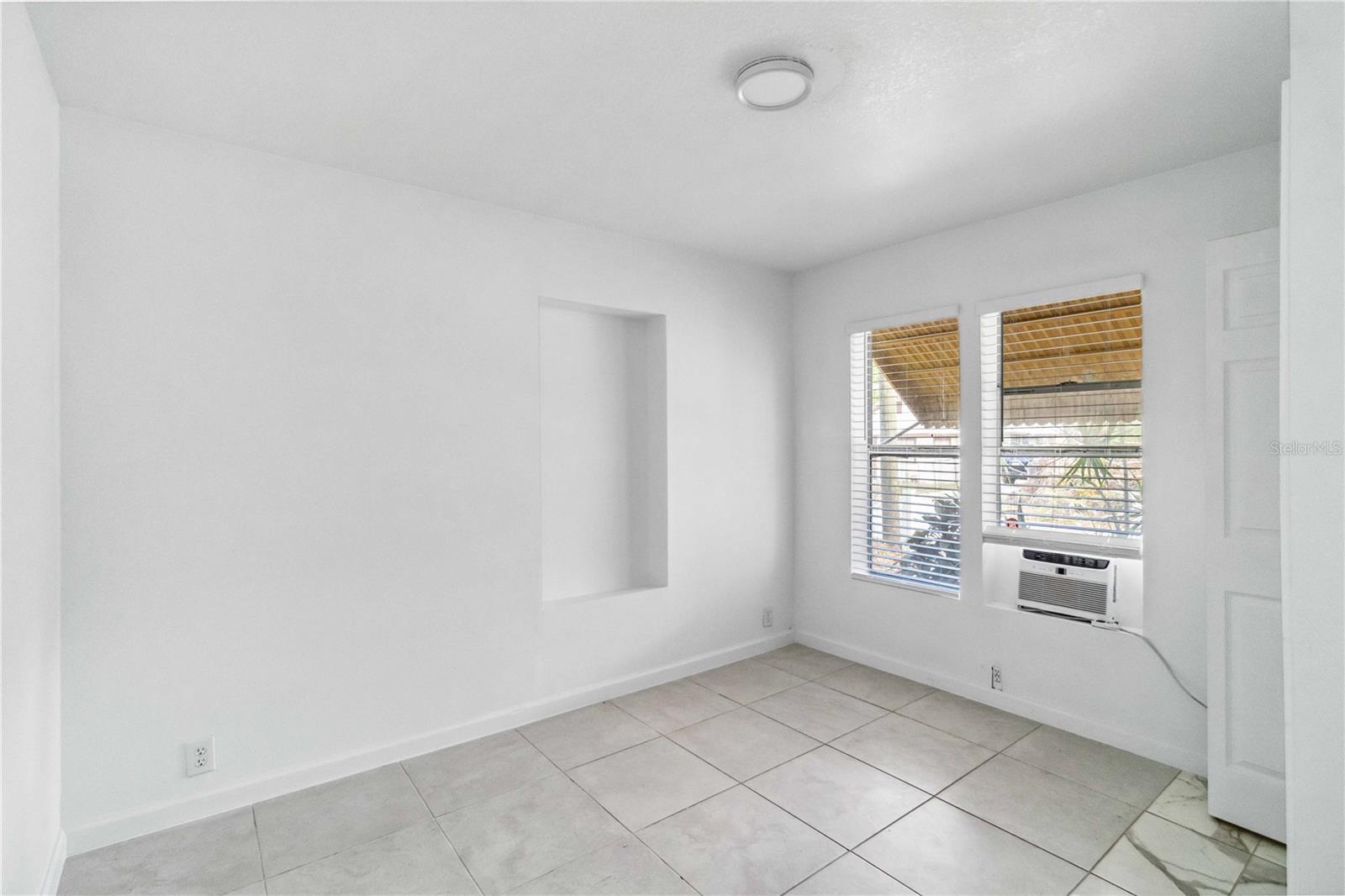 612 5TH AVENUE DR E, BRADENTON, FL, 34208