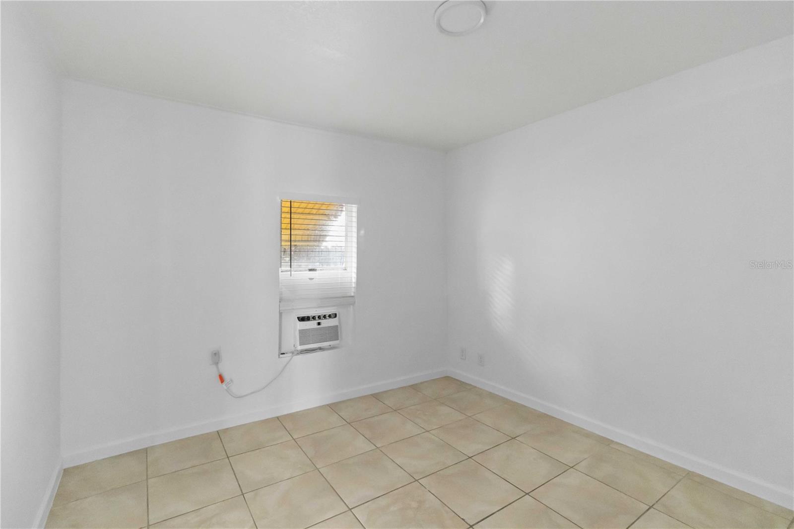612 5TH AVENUE DR E, BRADENTON, FL, 34208