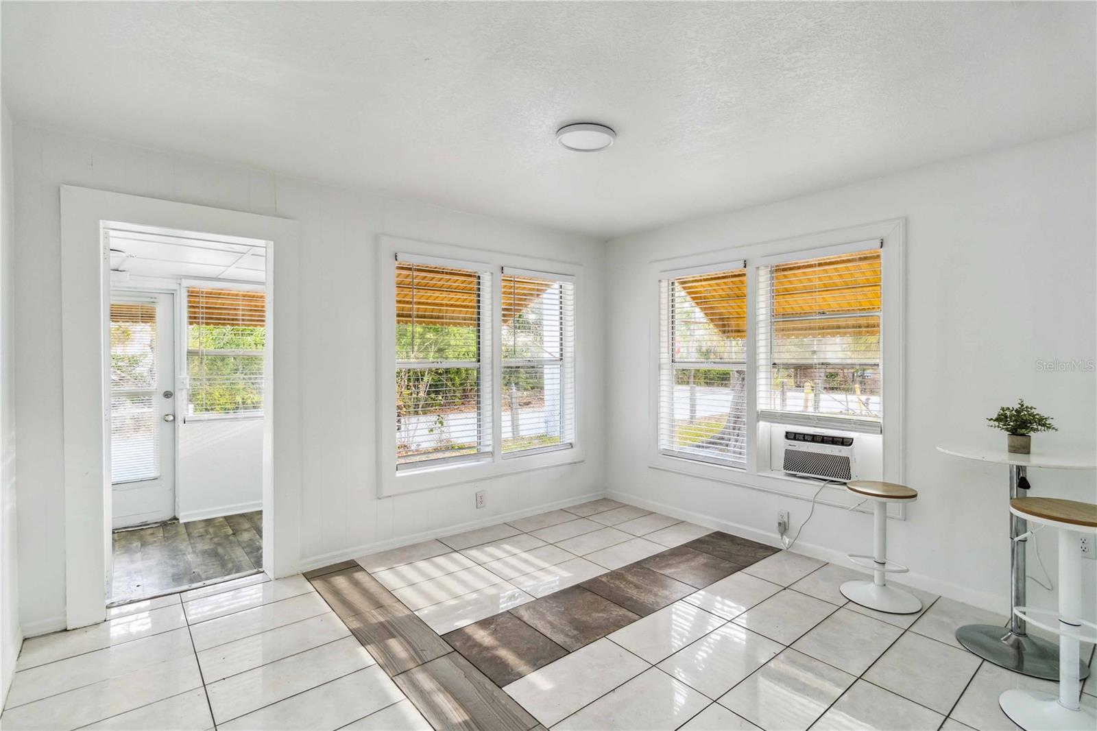 612 5TH AVENUE DR E, BRADENTON, FL, 34208