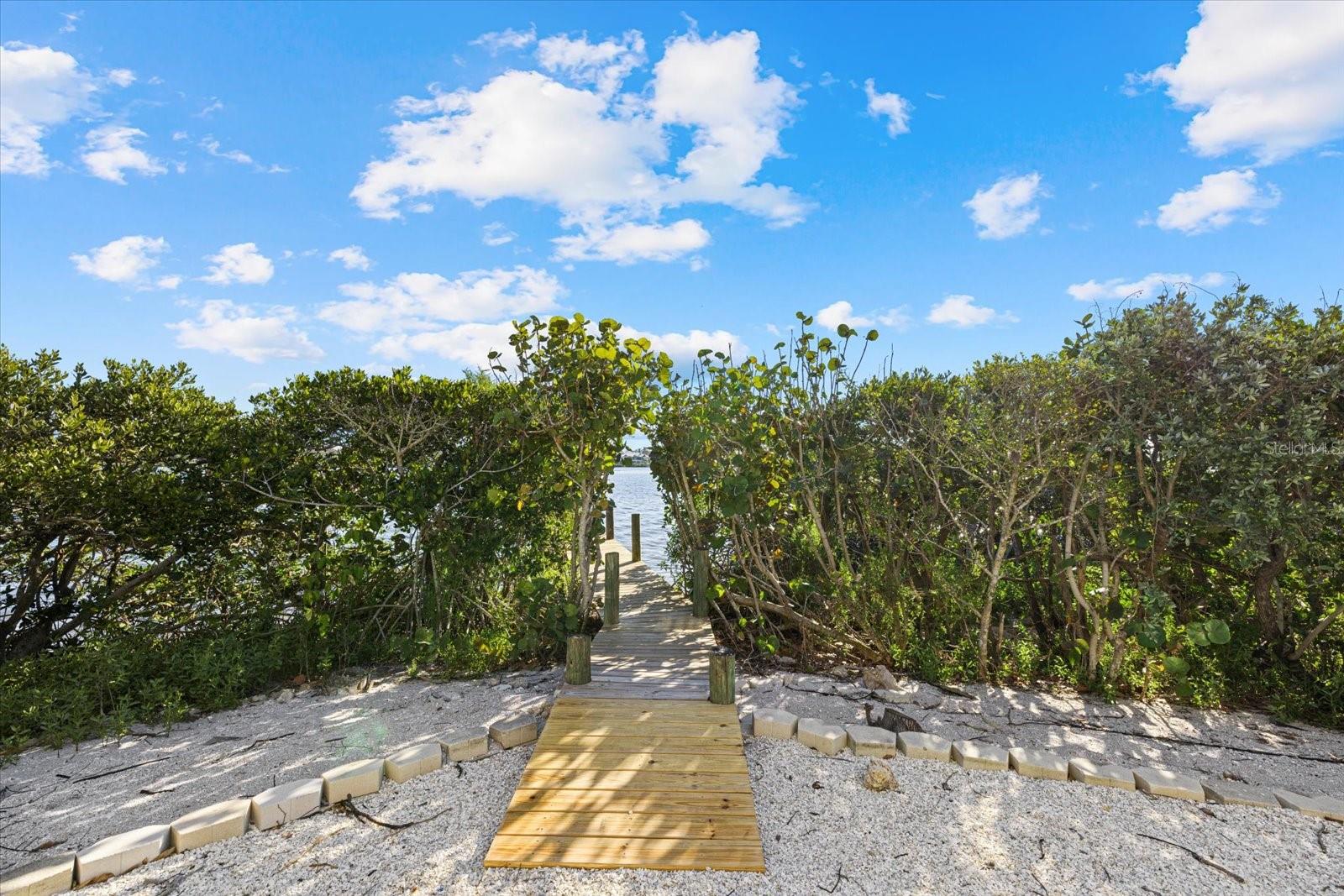 8225 MANASOTA KEY RD, ENGLEWOOD, FL, 34223