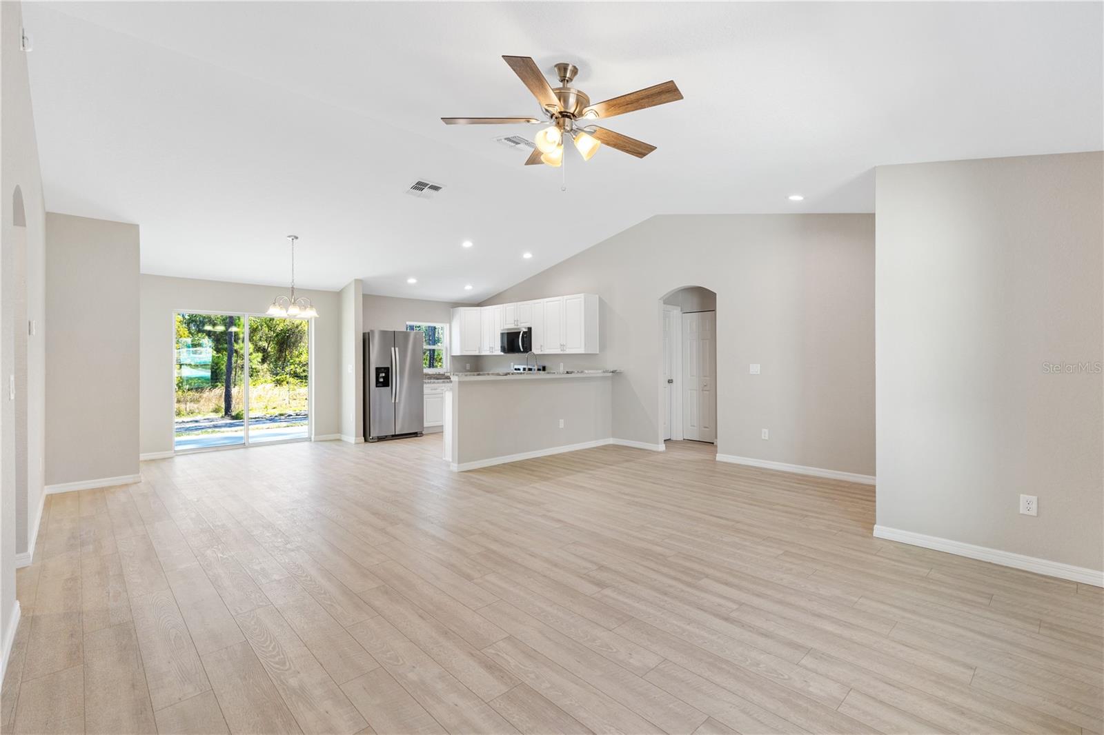 89 LOCUST LOOP, OCALA, FL, 34472