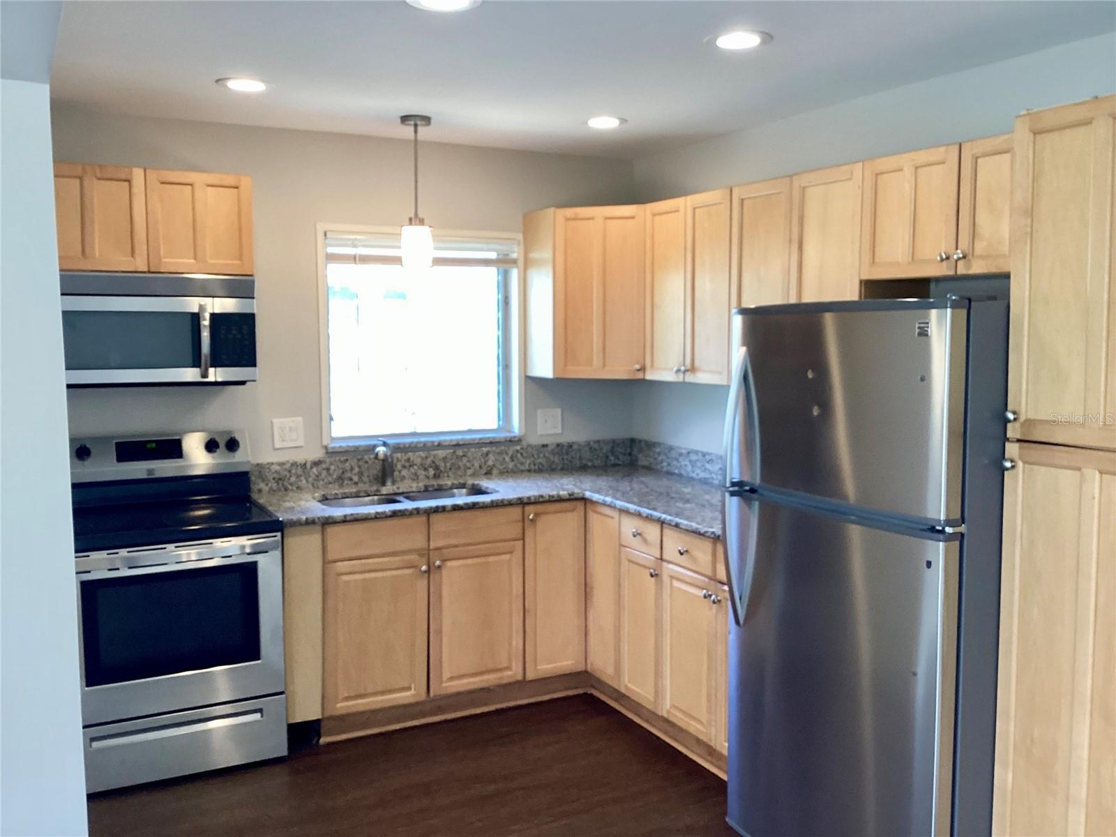 2885 POPLAR ST, SARASOTA, FL, 34237