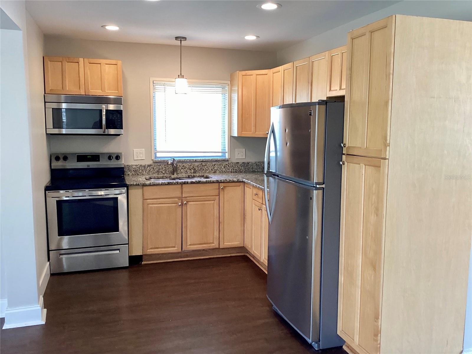 2885 POPLAR ST, SARASOTA, FL, 34237