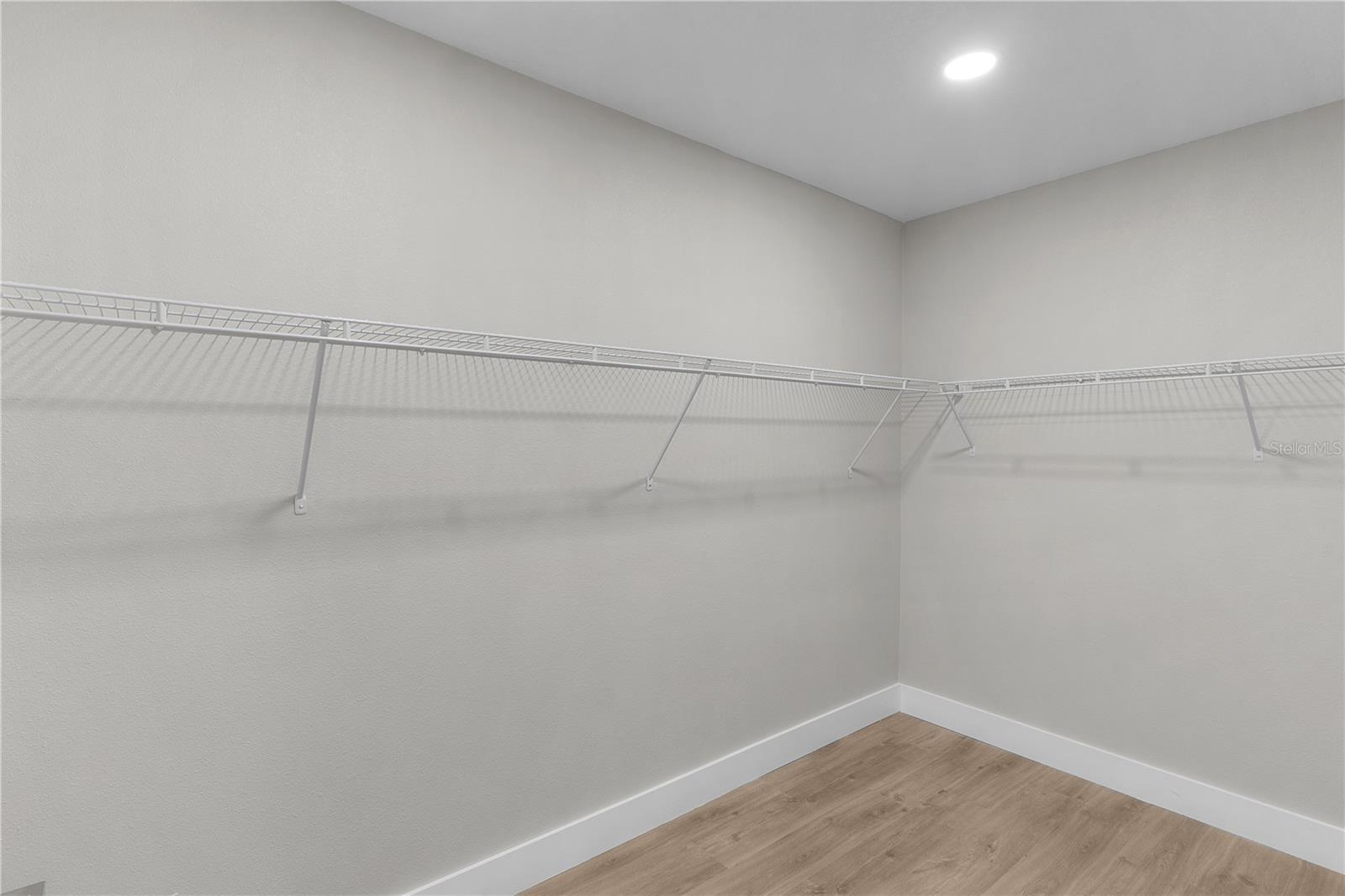 10 MALAUKA RUN CT, OCKLAWAHA, FL, 32179