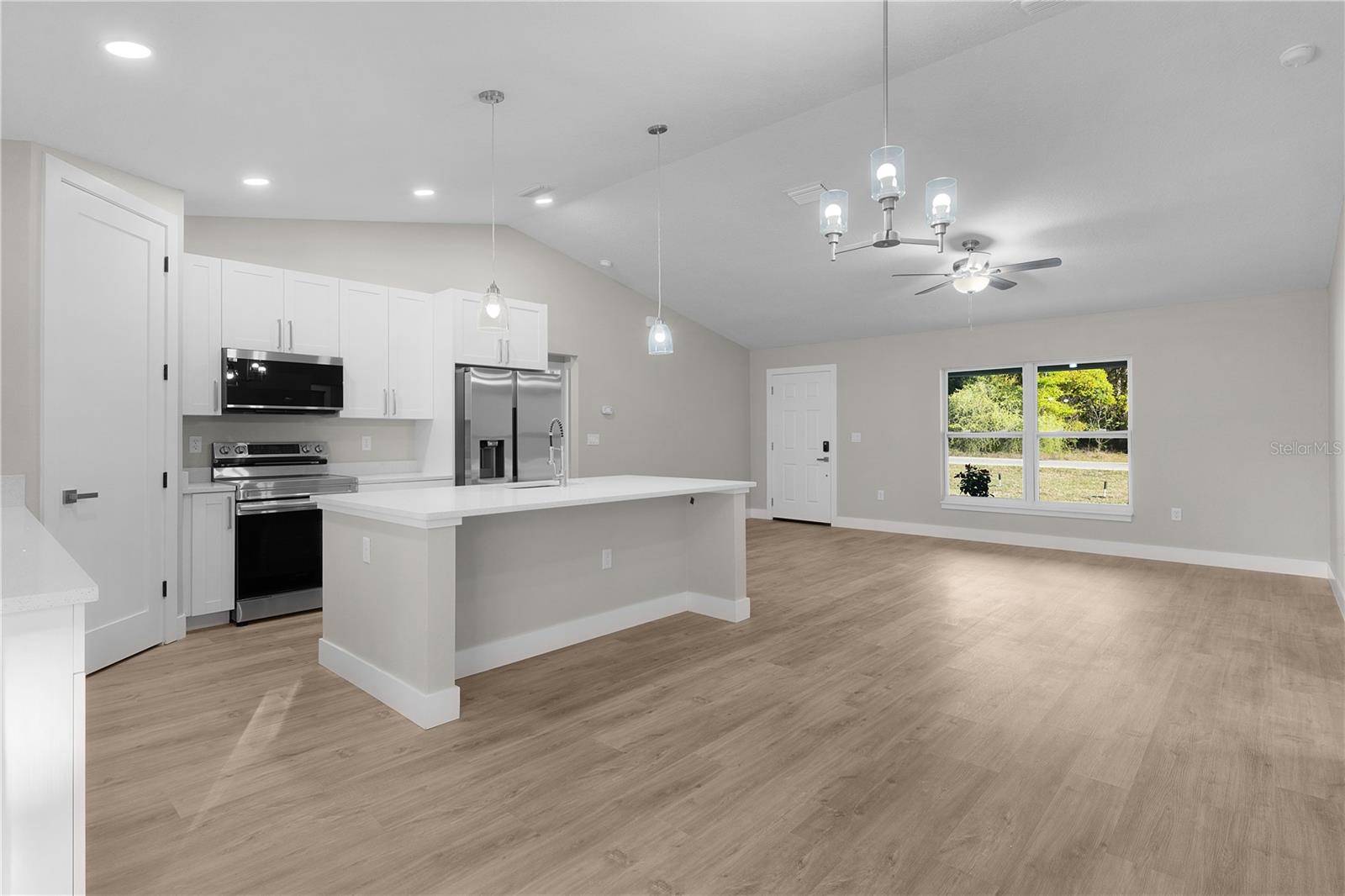 10 MALAUKA RUN CT, OCKLAWAHA, FL, 32179