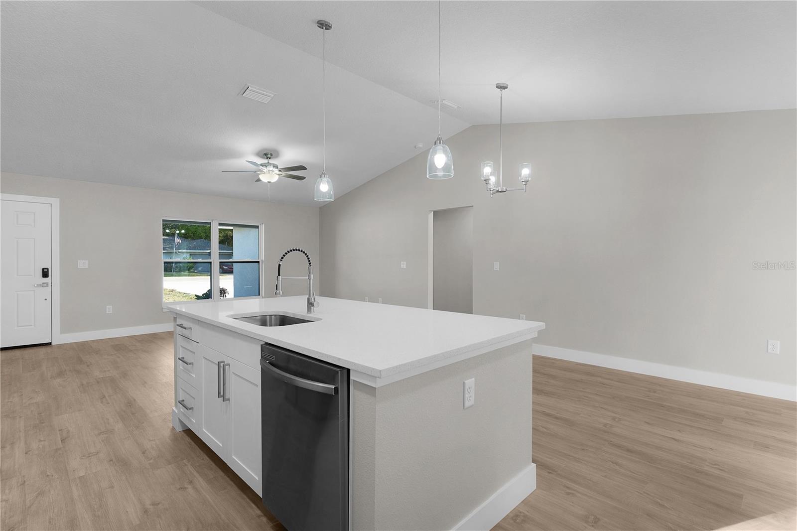 10 MALAUKA RUN CT, OCKLAWAHA, FL, 32179
