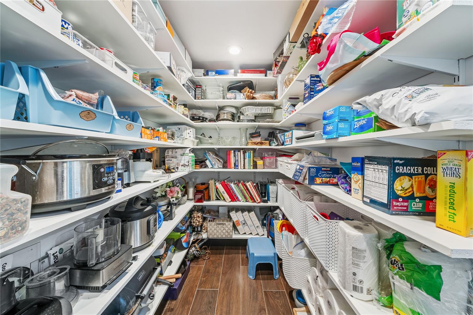 2648 COUNTRYCLUB DR, CLEARWATER, FL, 33761