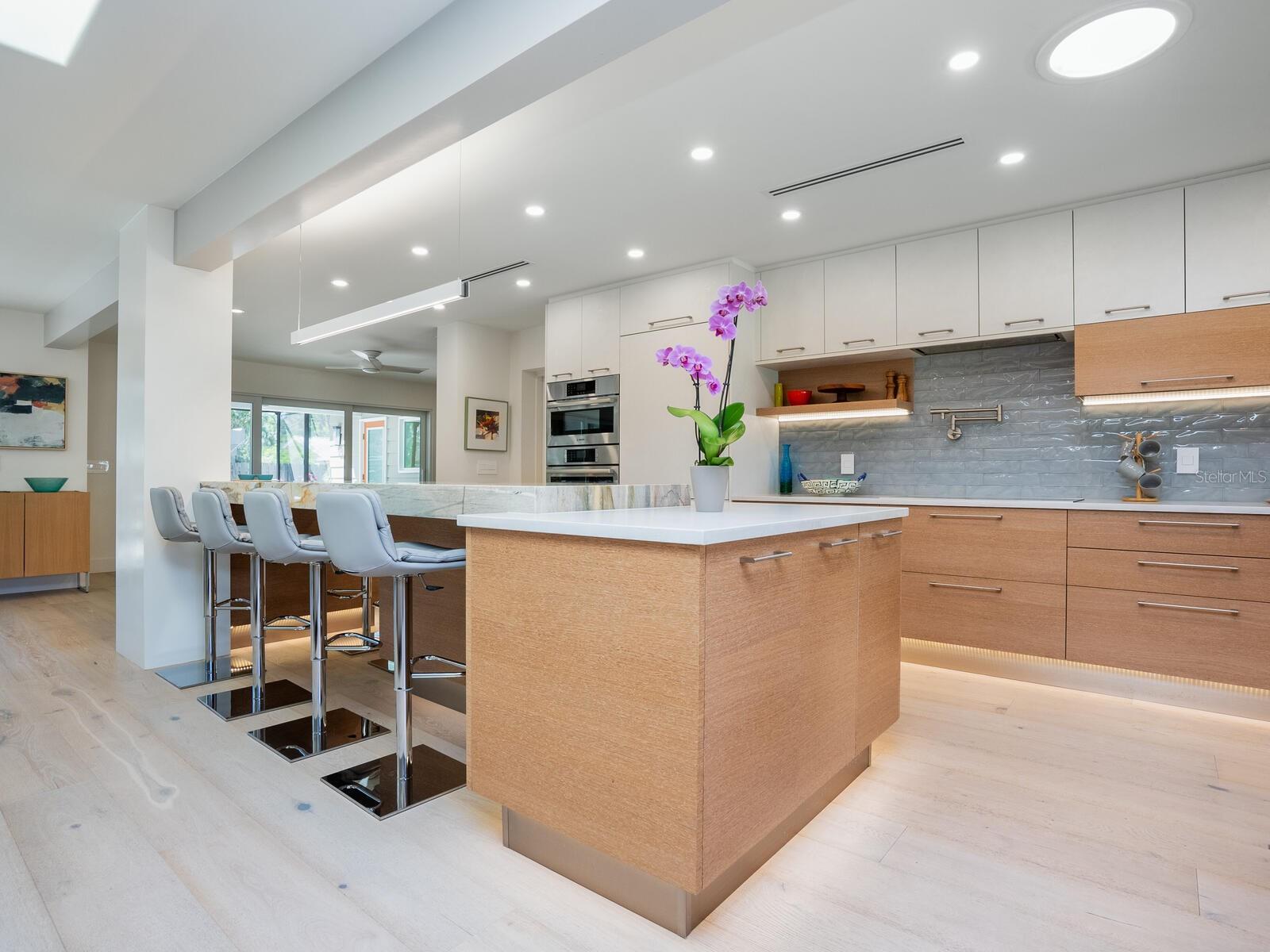 1764 FLOYD ST, SARASOTA, FL, 34239