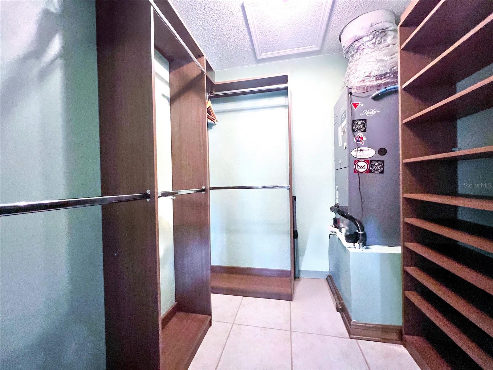 5500 LONGWOOD RUN BLVD #201, SARASOTA, FL, 34243