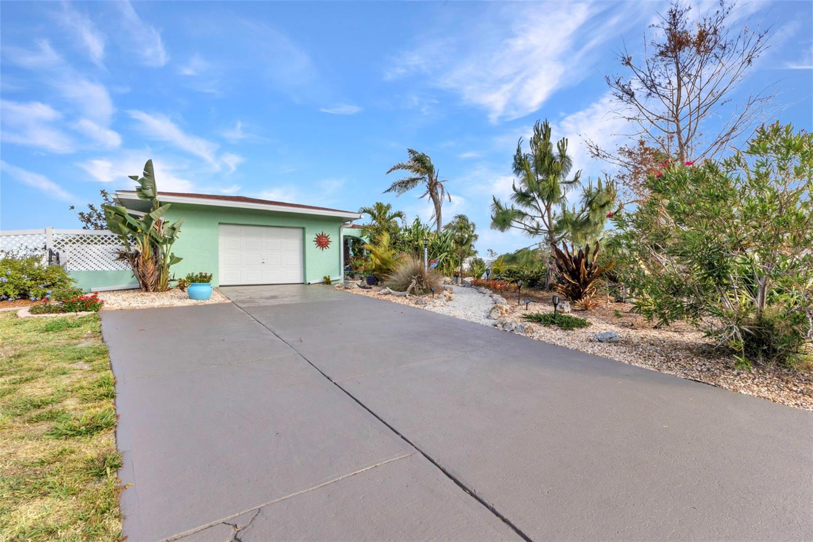 82 CADDY RD, ROTONDA WEST, FL, 33947